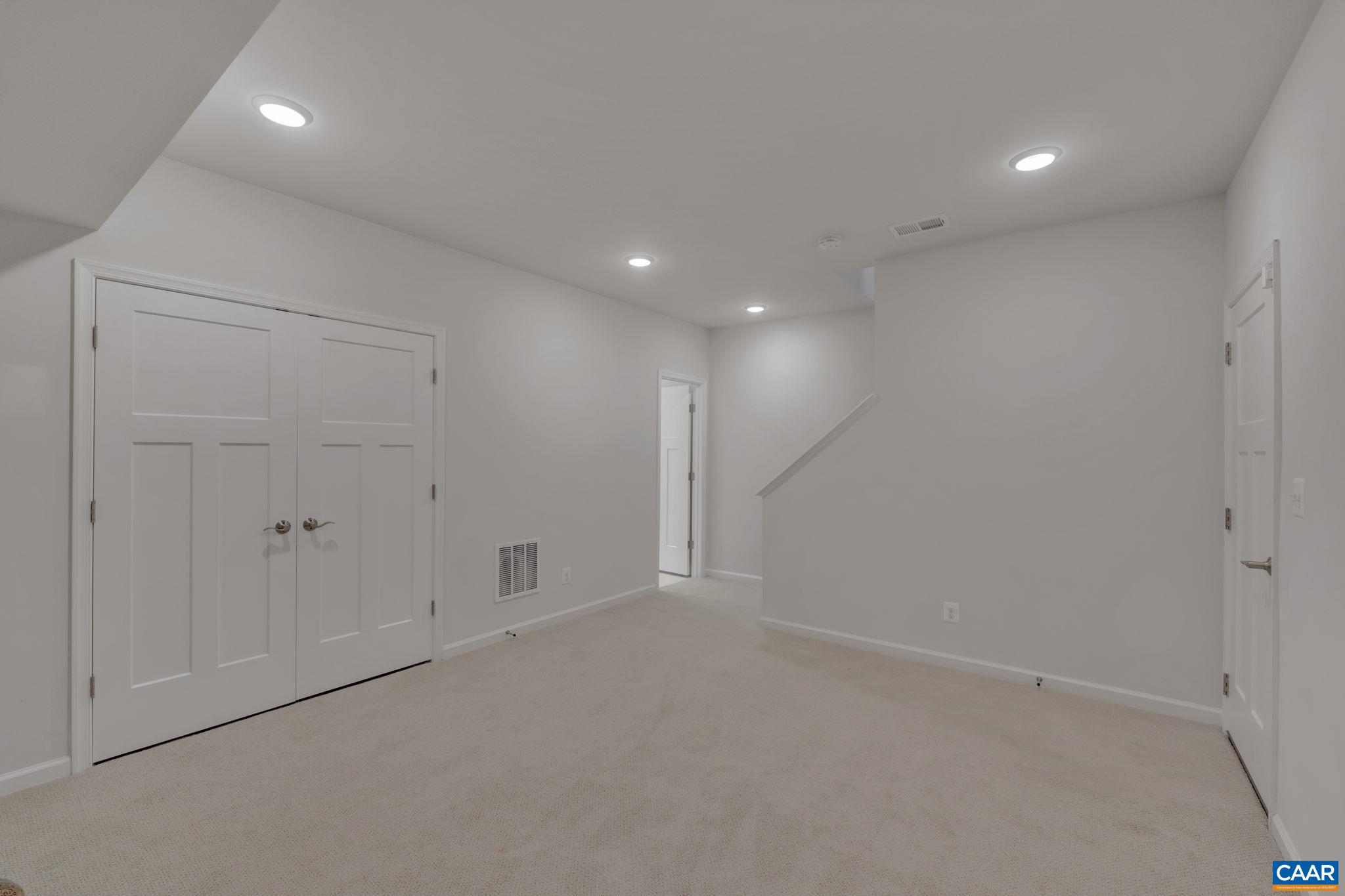 630 BUSHWOOD ALLEY