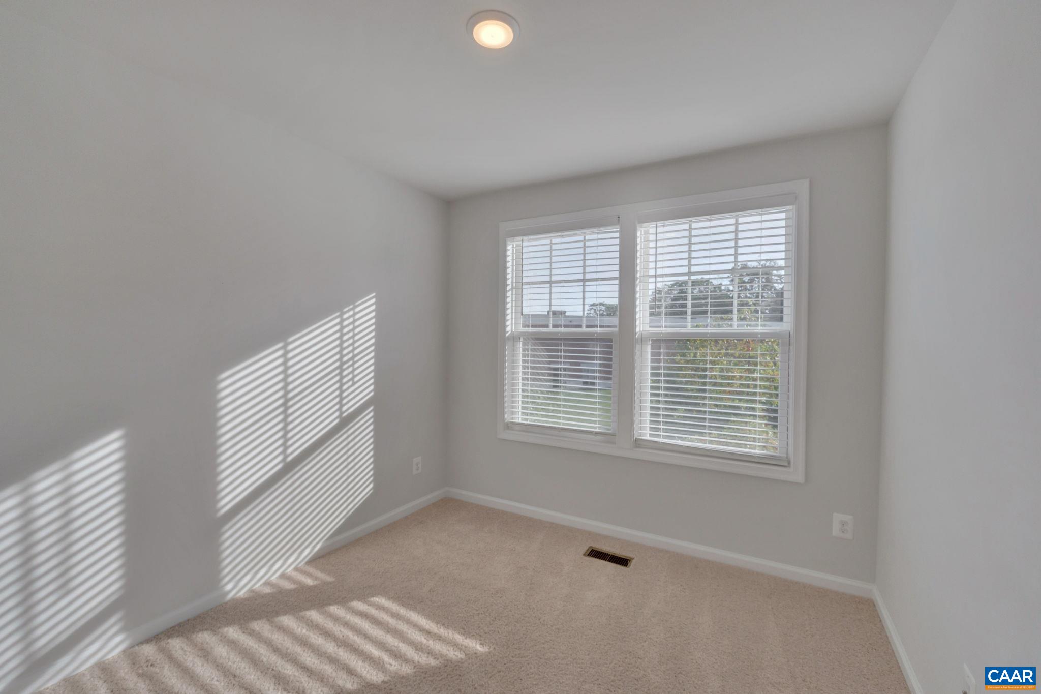 630 BUSHWOOD ALLEY