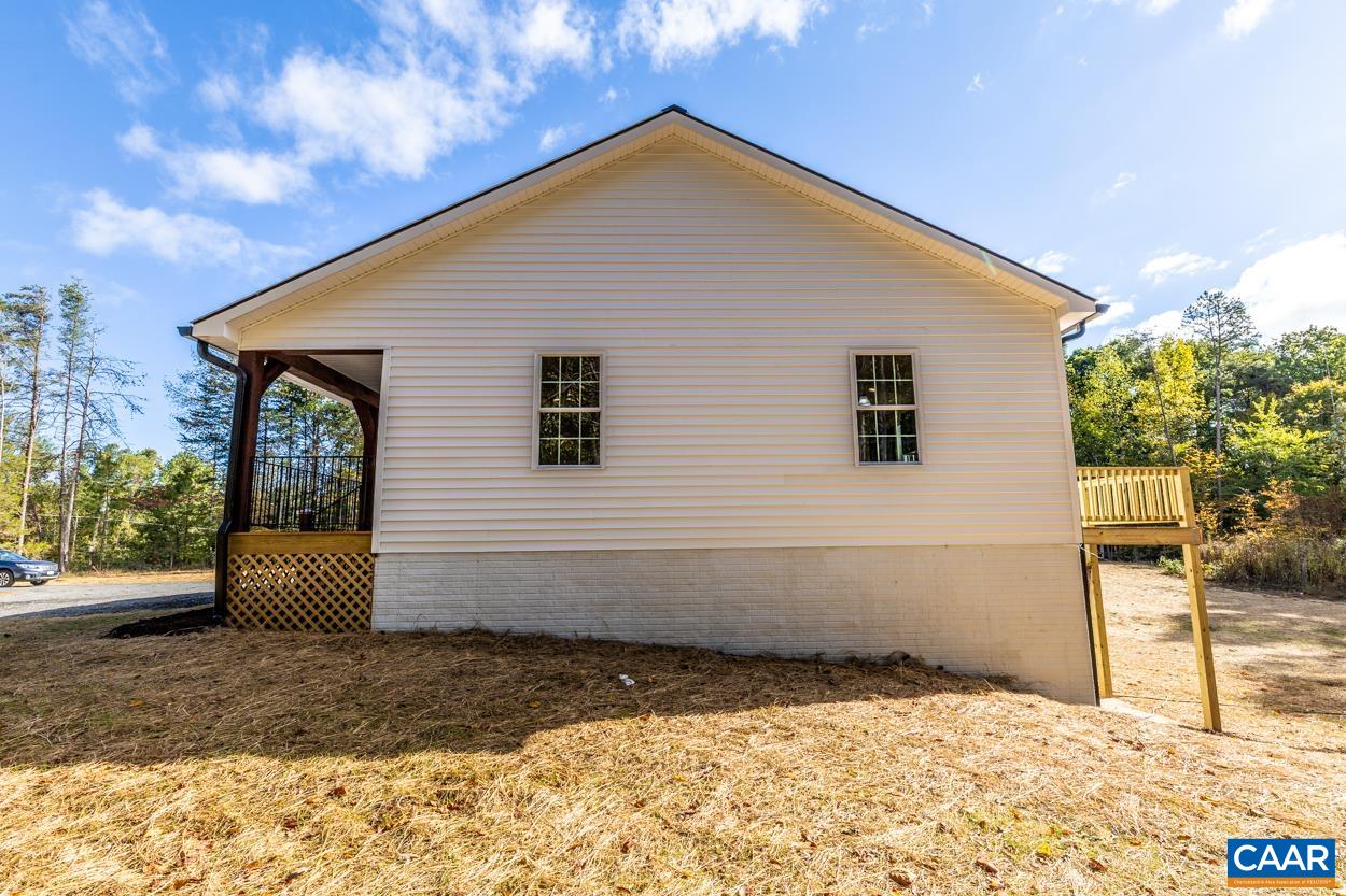 258 TWYMANS MILL RD