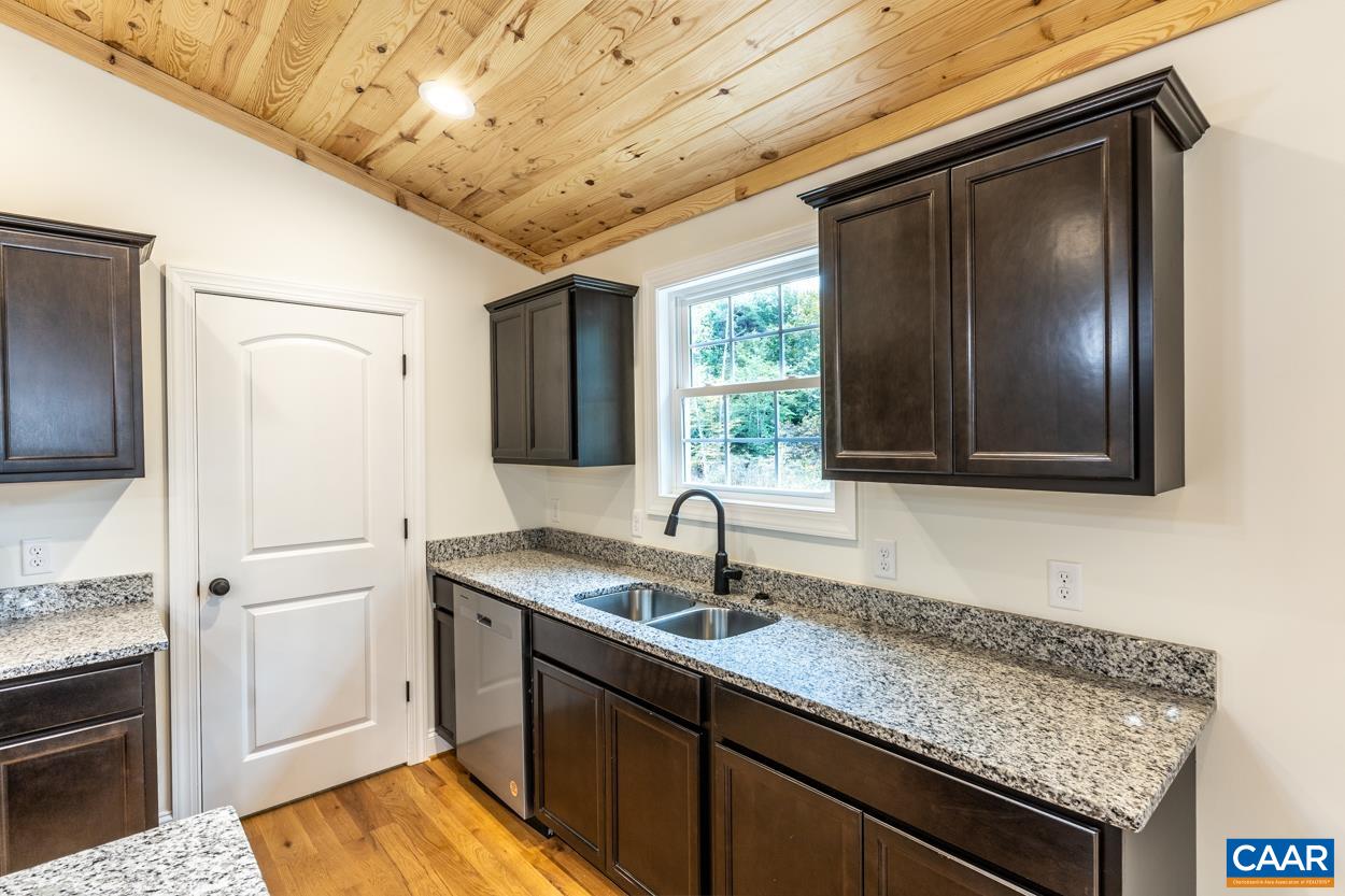 258 TWYMANS MILL RD