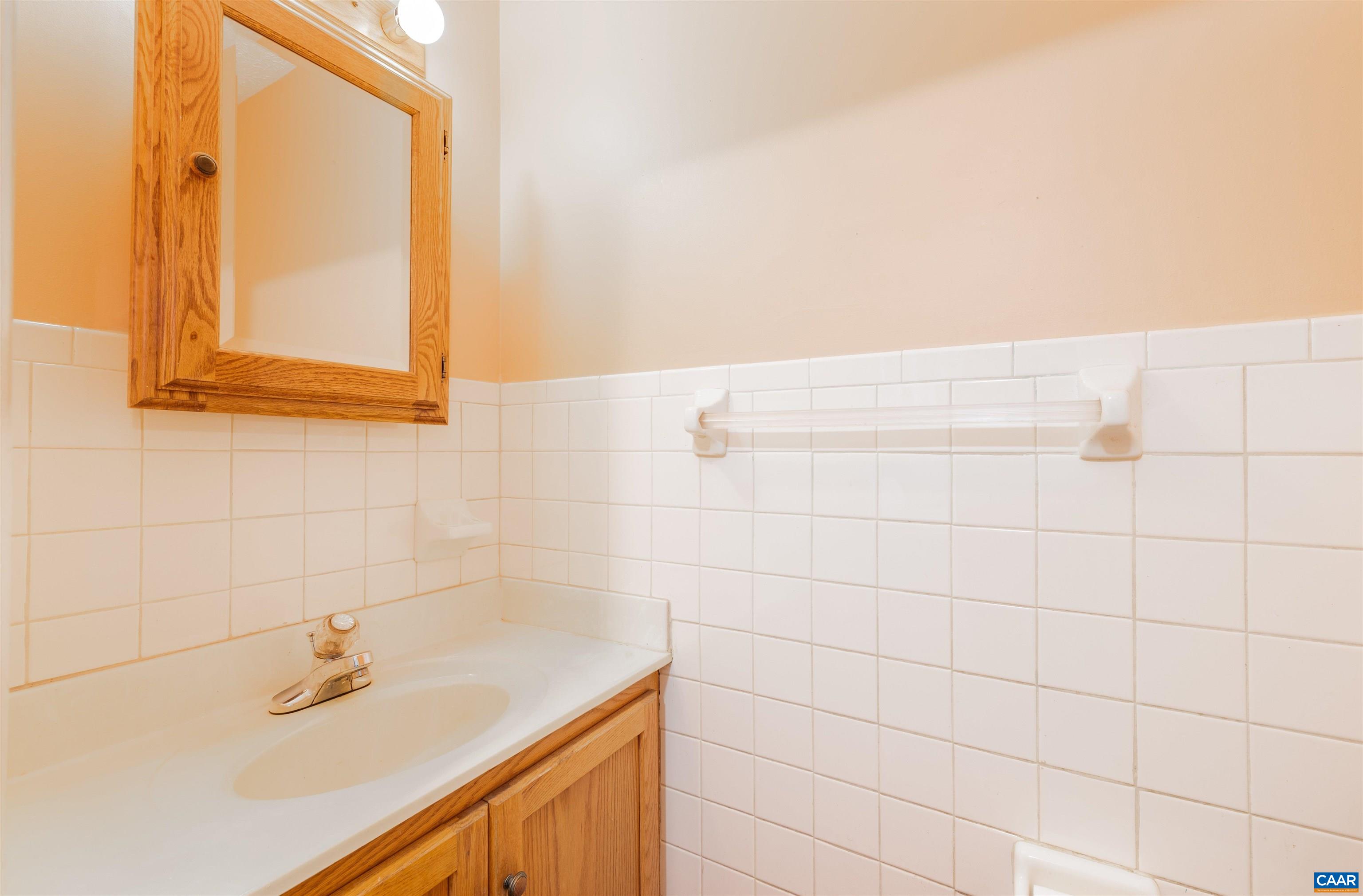 459 MINE RD