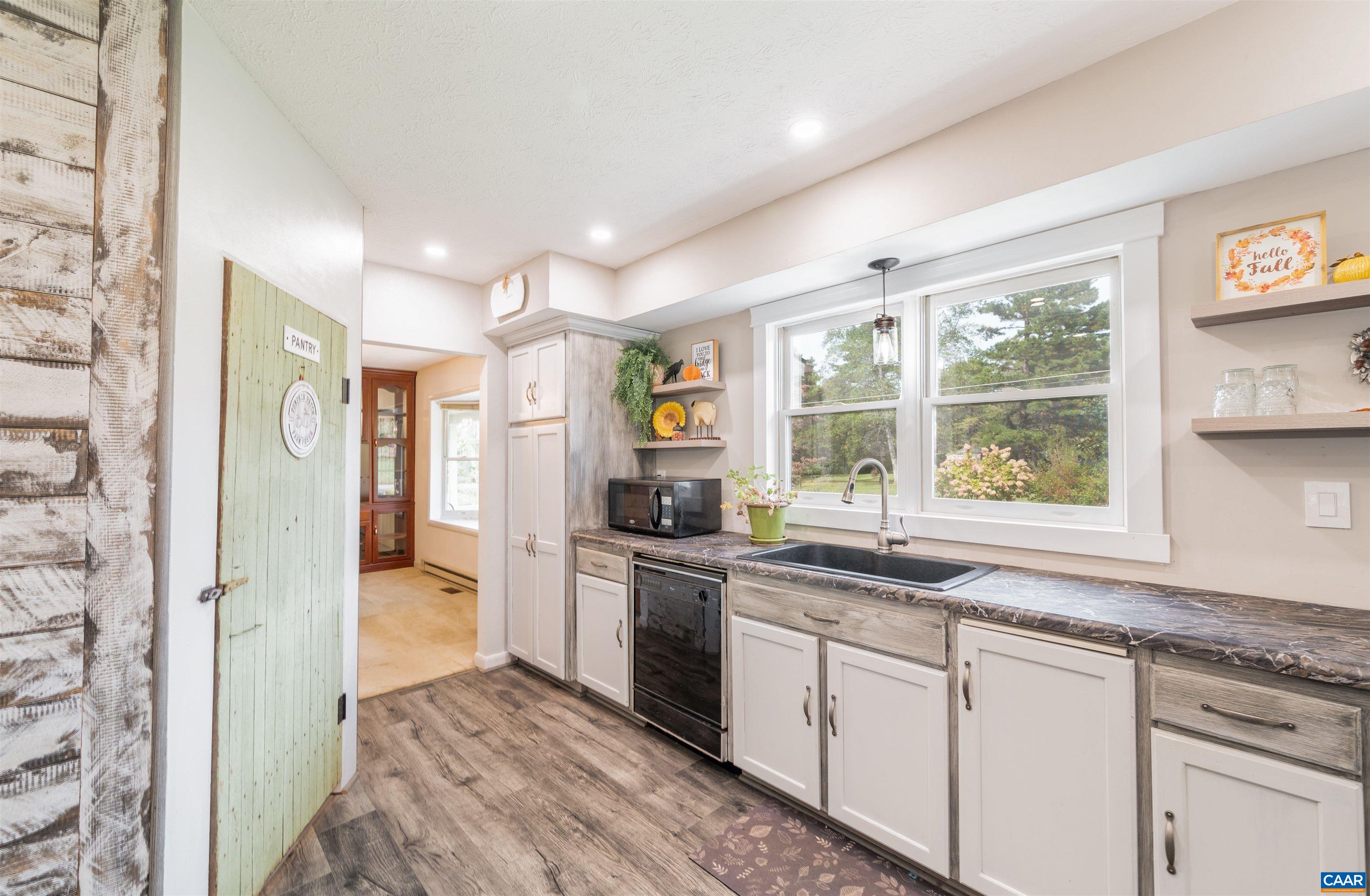 459 MINE RD