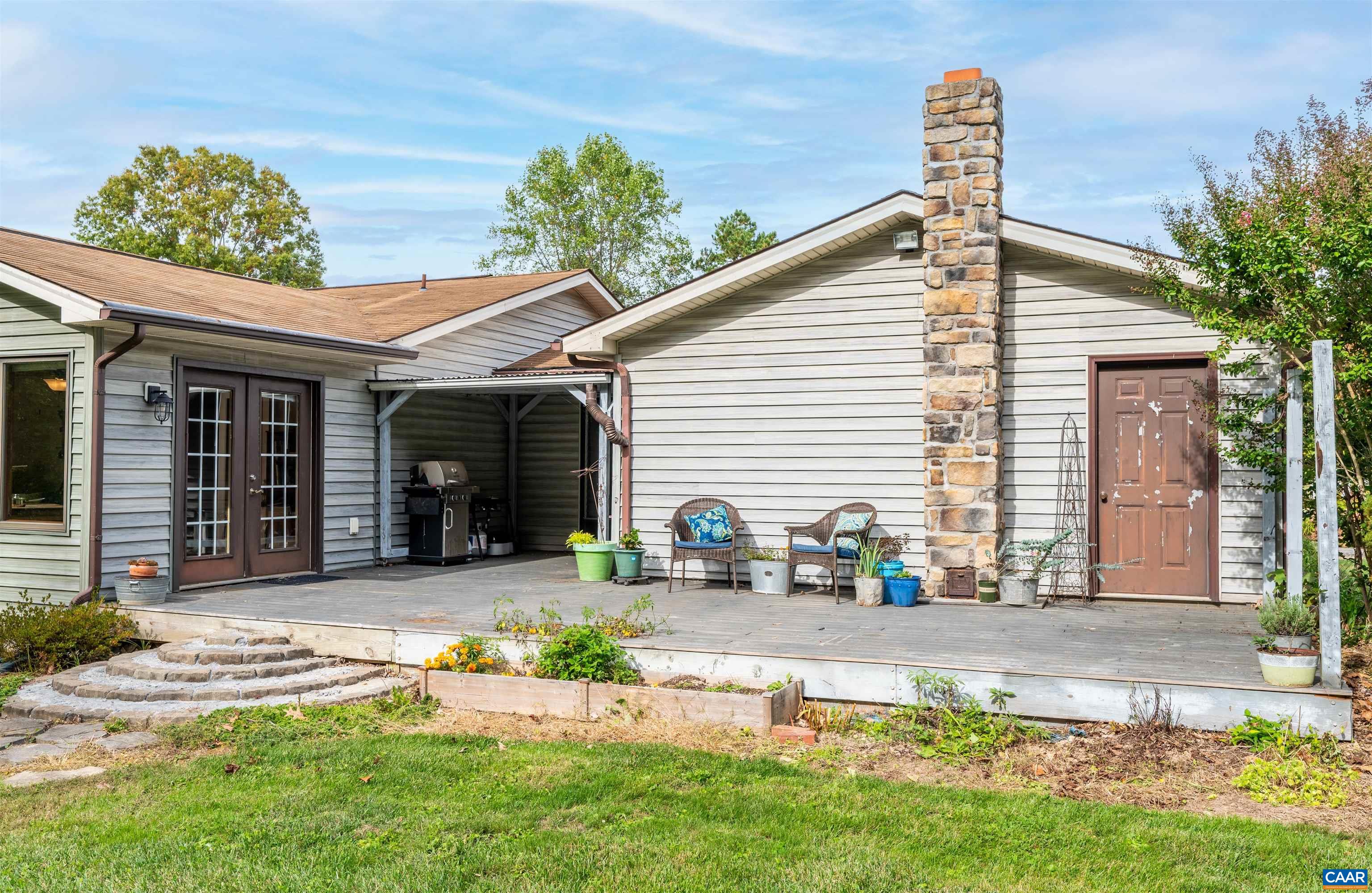 459 MINE RD