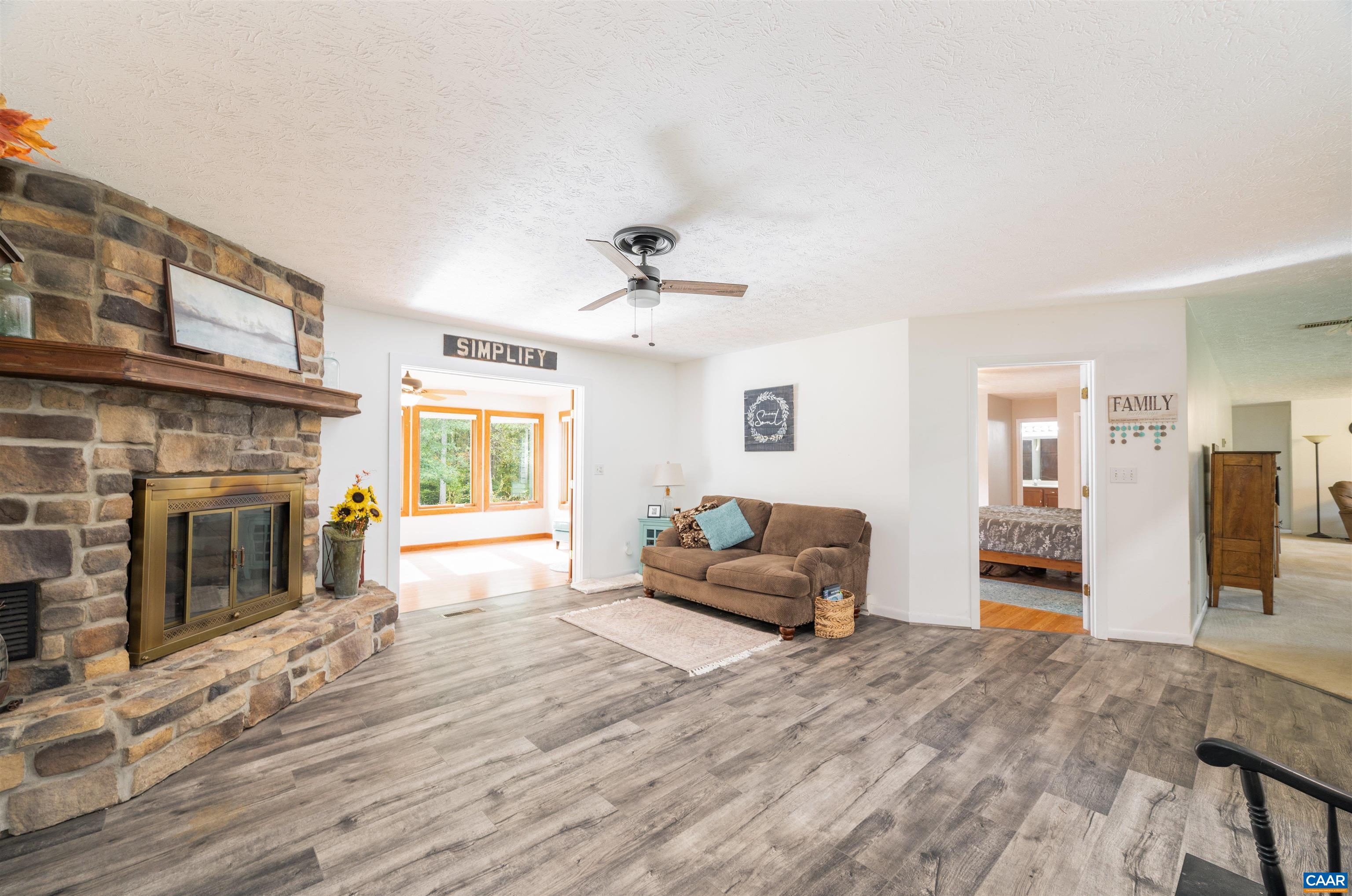 459 MINE RD