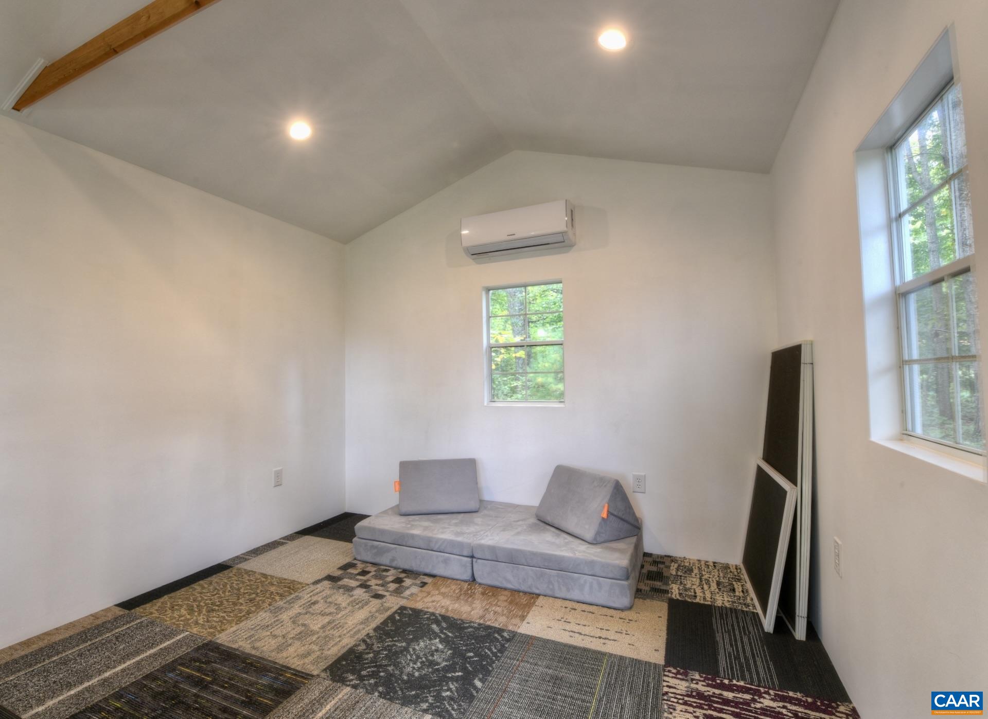 155 BUCK MOUNTAIN RD
