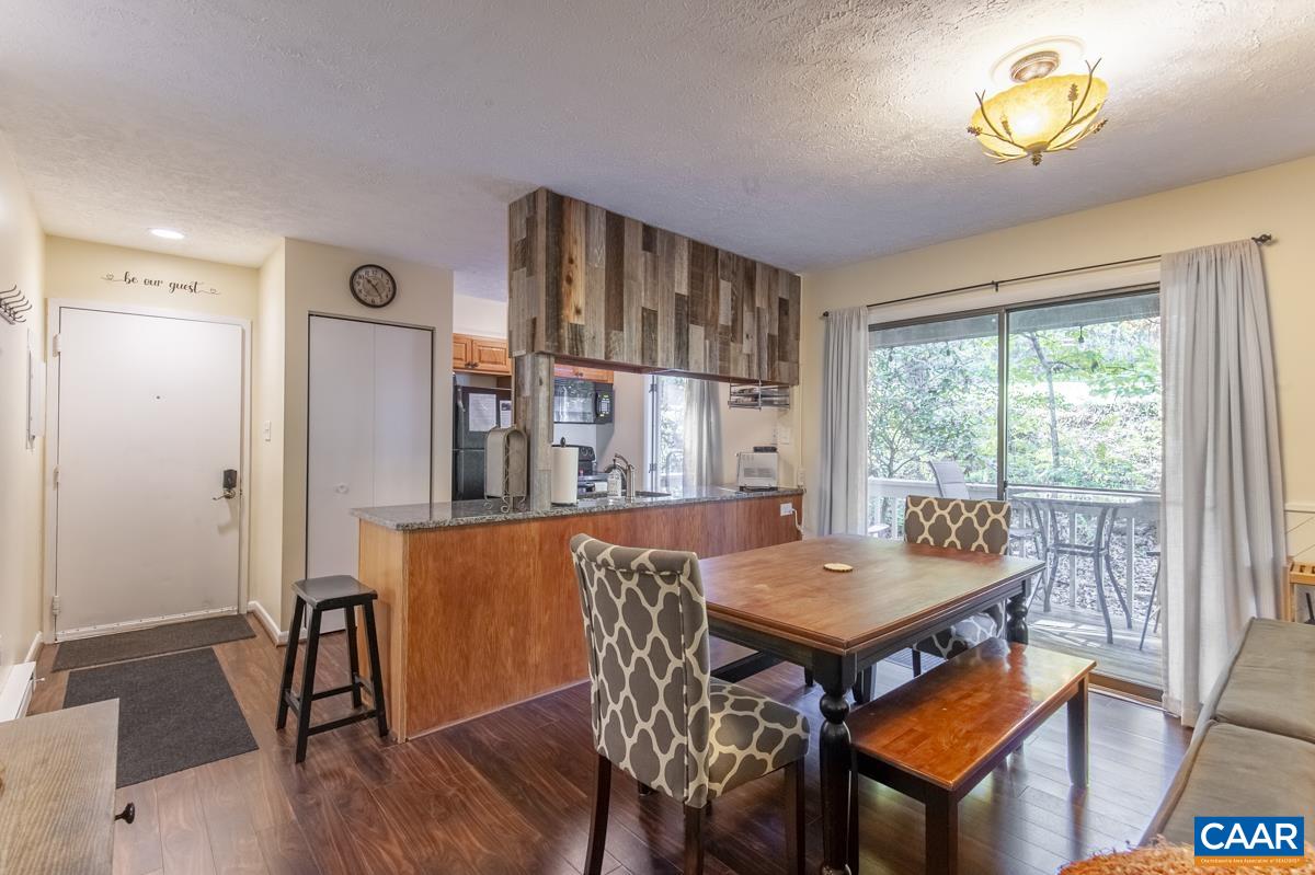 2211 TANNERS RIDGE CONDOS