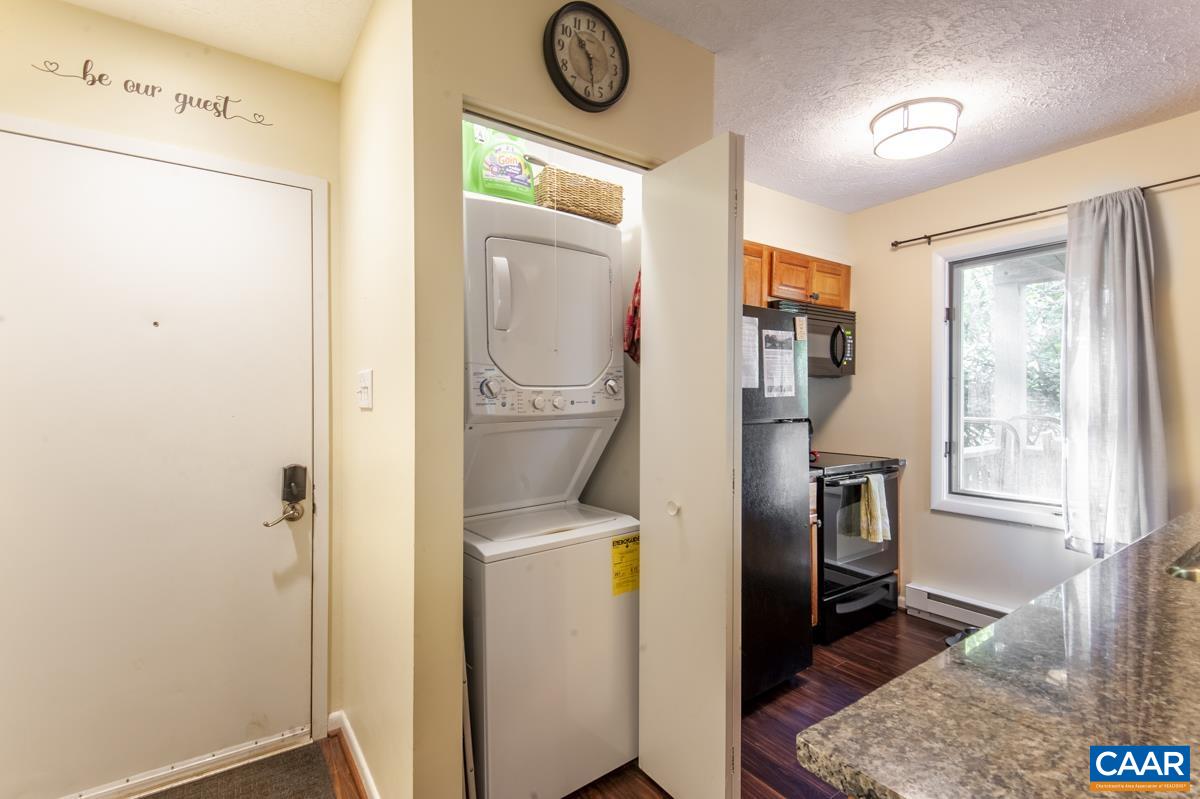 2211 TANNERS RIDGE CONDOS