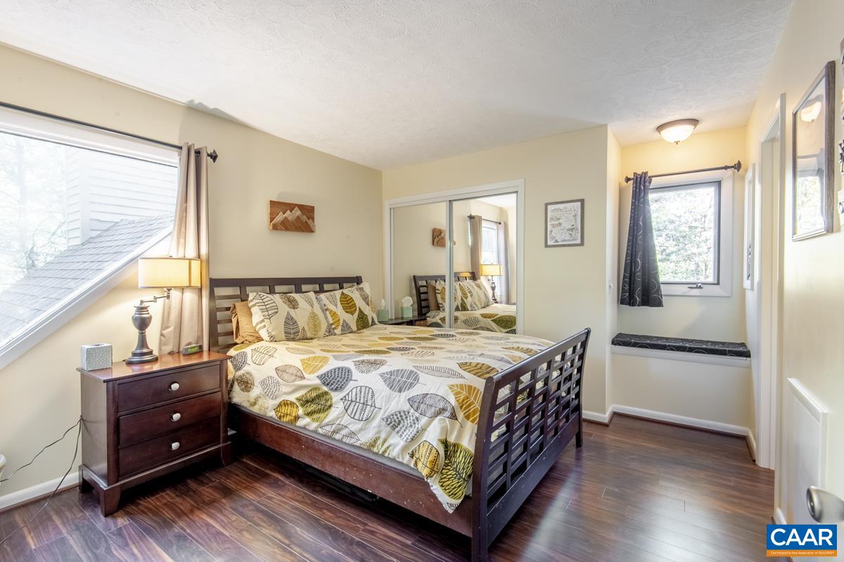 2211 TANNERS RIDGE CONDOS