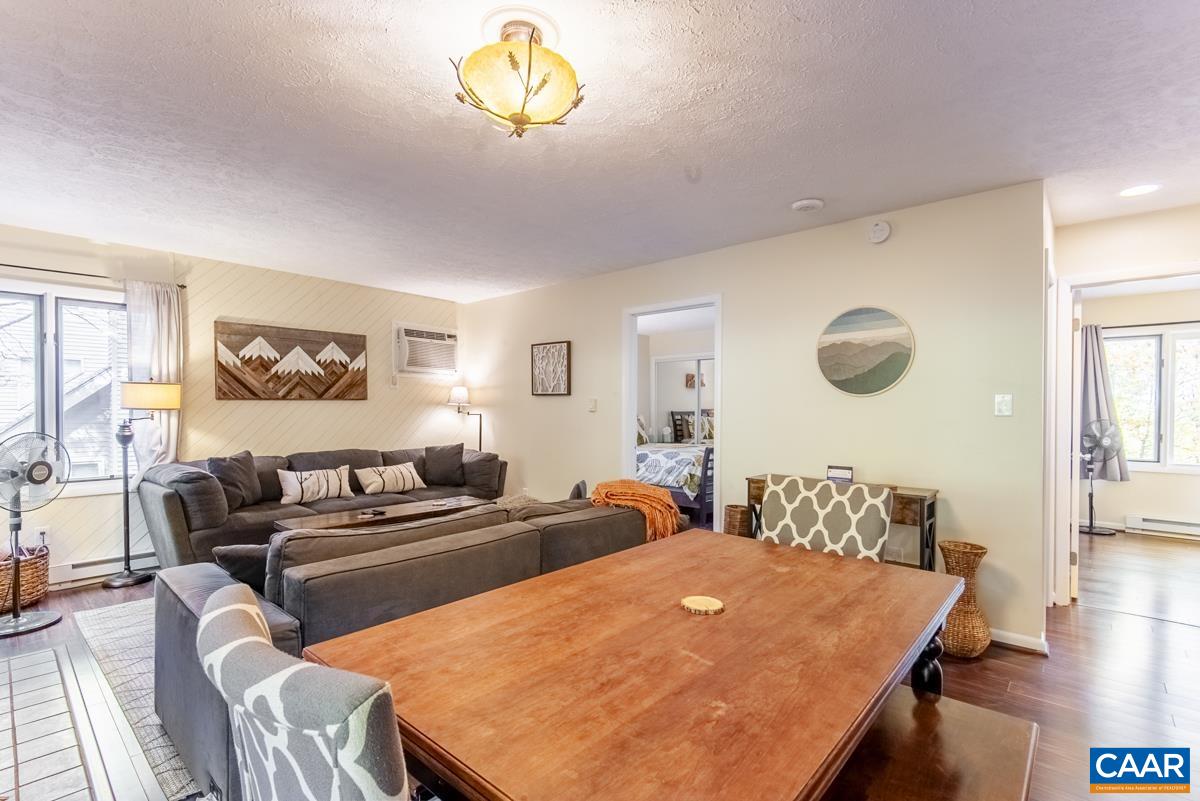 2211 TANNERS RIDGE CONDOS