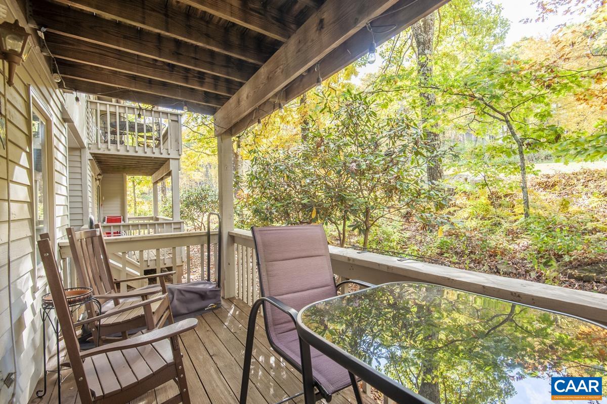 2211 TANNERS RIDGE CONDOS
