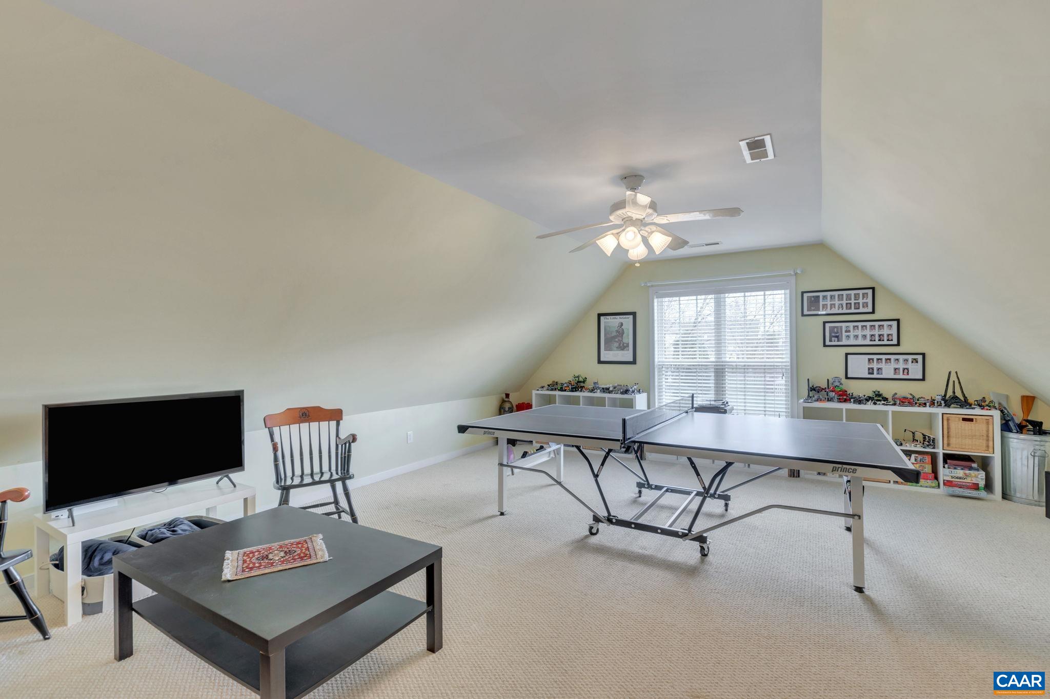 711 RUSSET RD