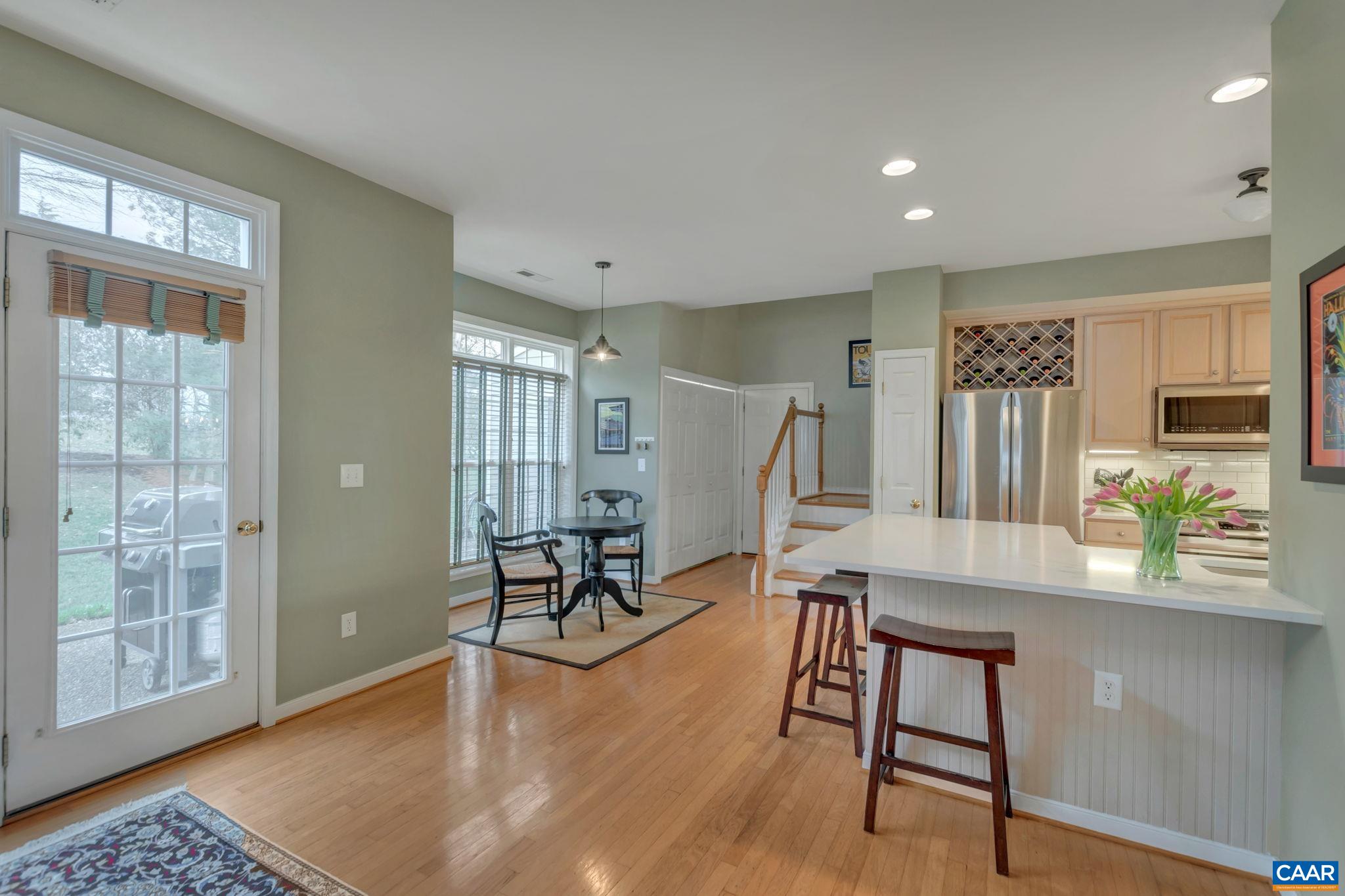 711 RUSSET RD