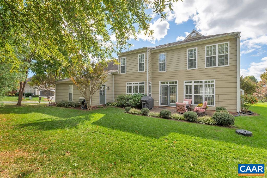 711 RUSSET RD