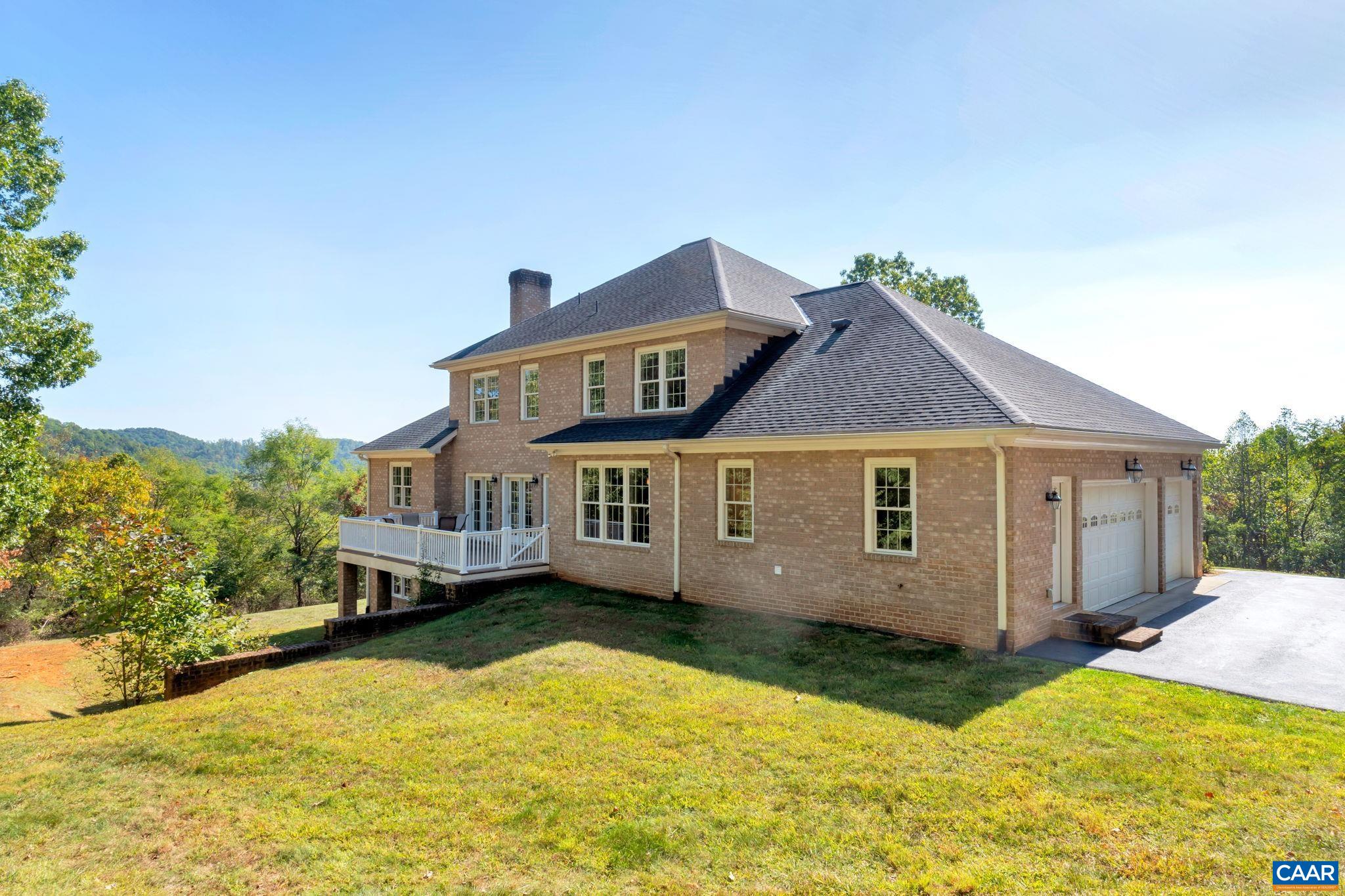 5759 SPOTSWOOD TRL