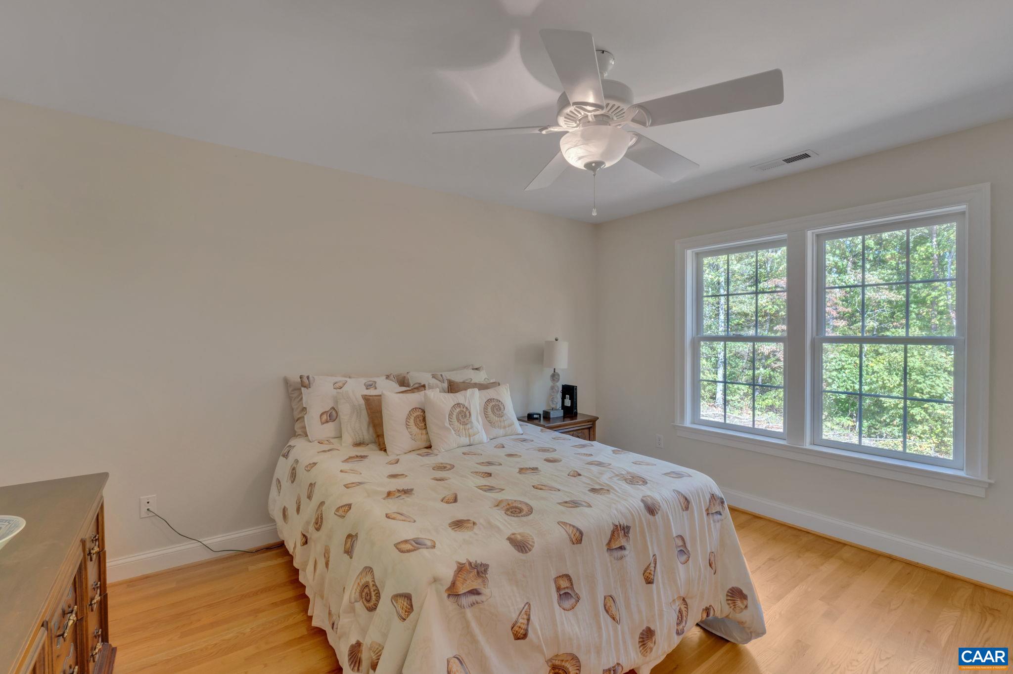 5759 SPOTSWOOD TRL