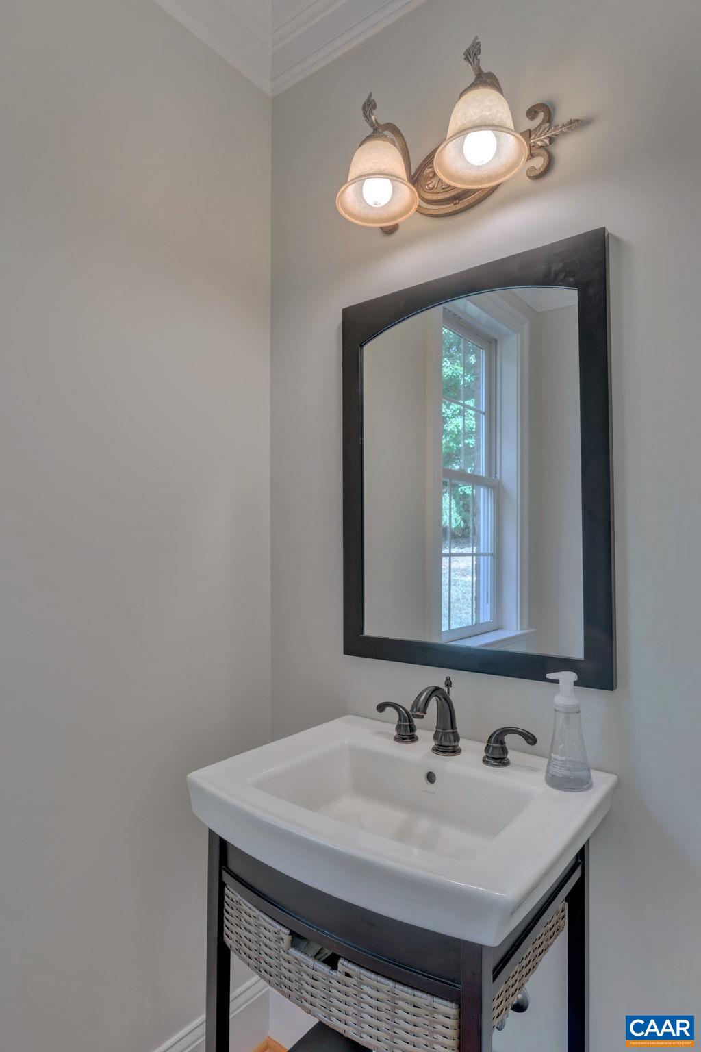 5759 SPOTSWOOD TRL