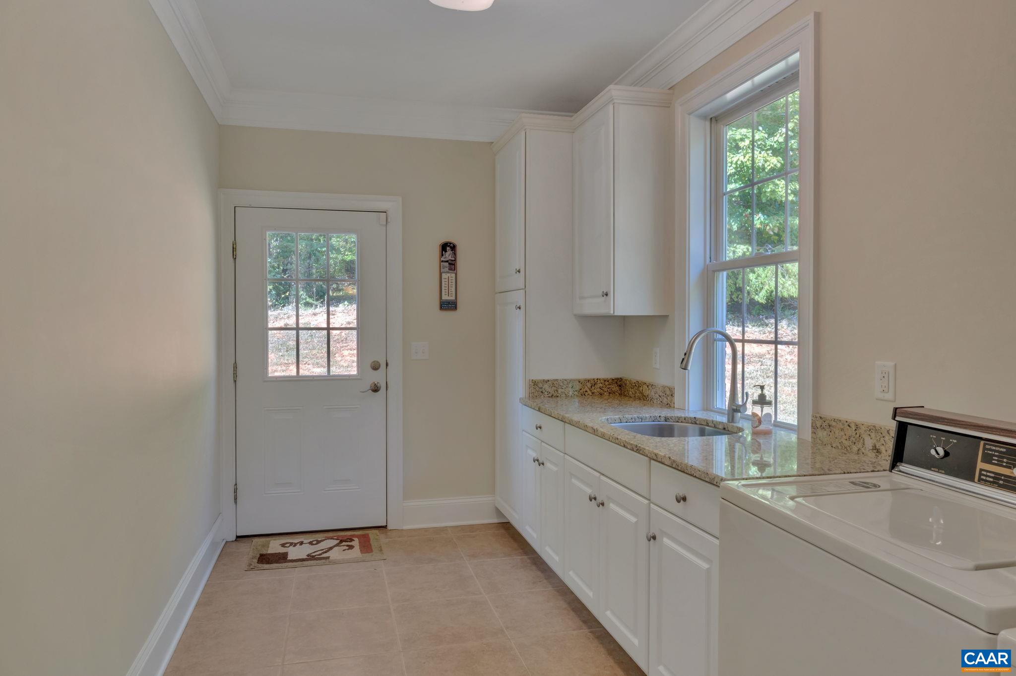 5759 SPOTSWOOD TRL
