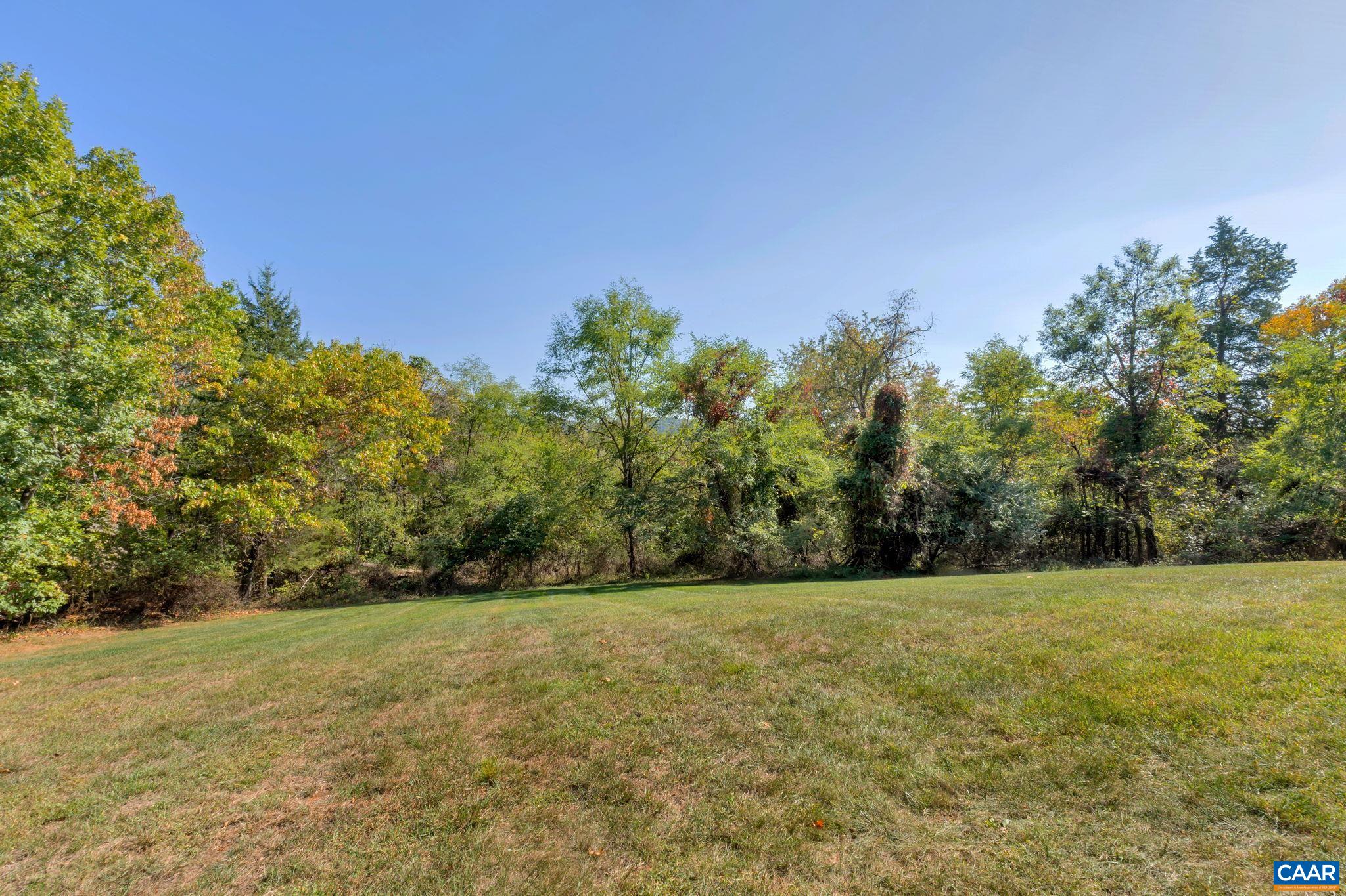5759 SPOTSWOOD TRL