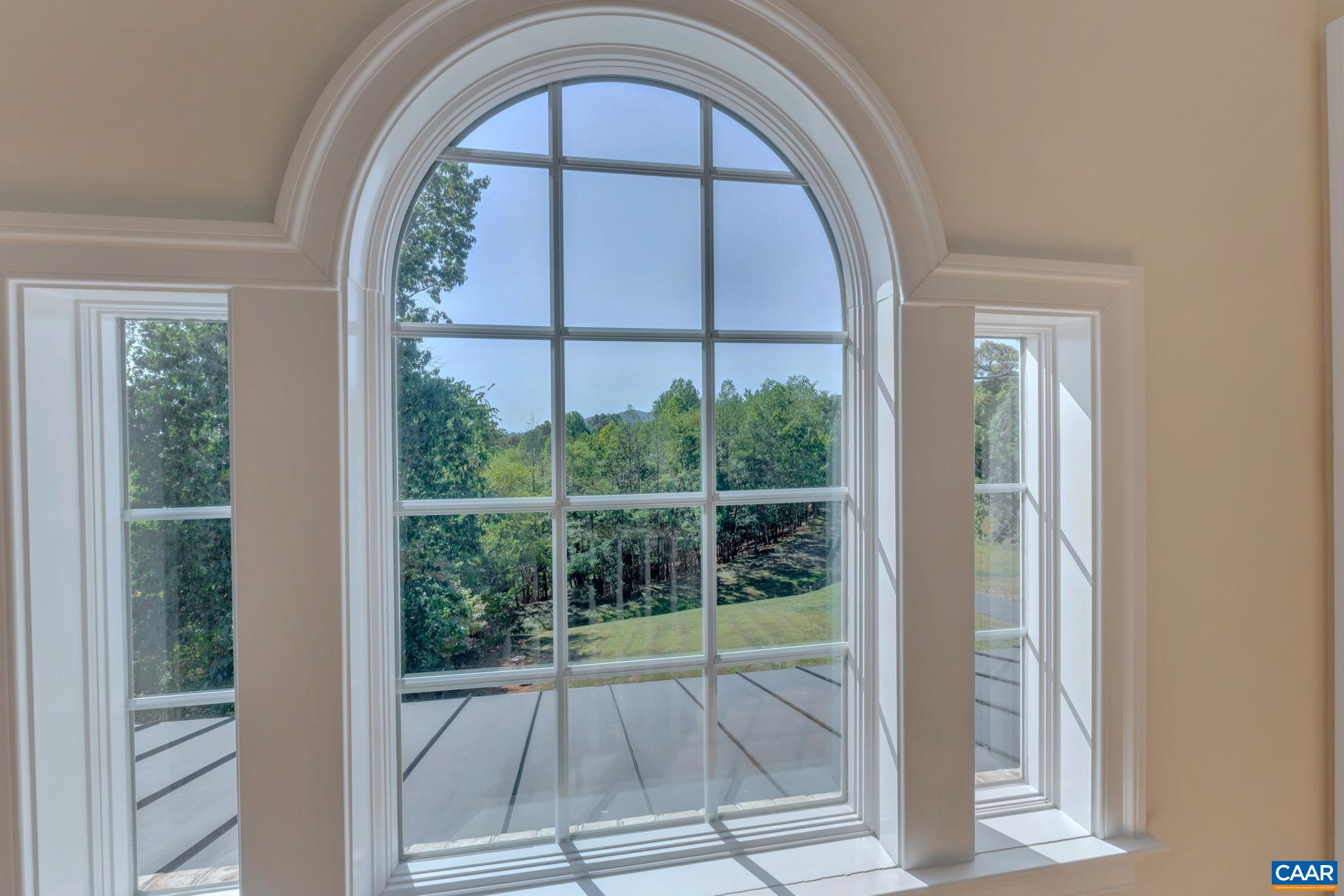 5759 SPOTSWOOD TRL