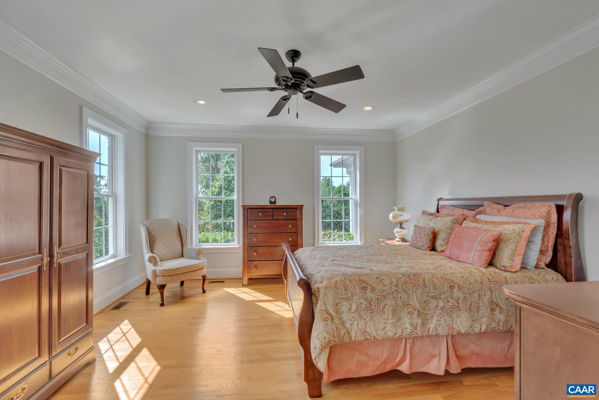 5759 SPOTSWOOD TRL