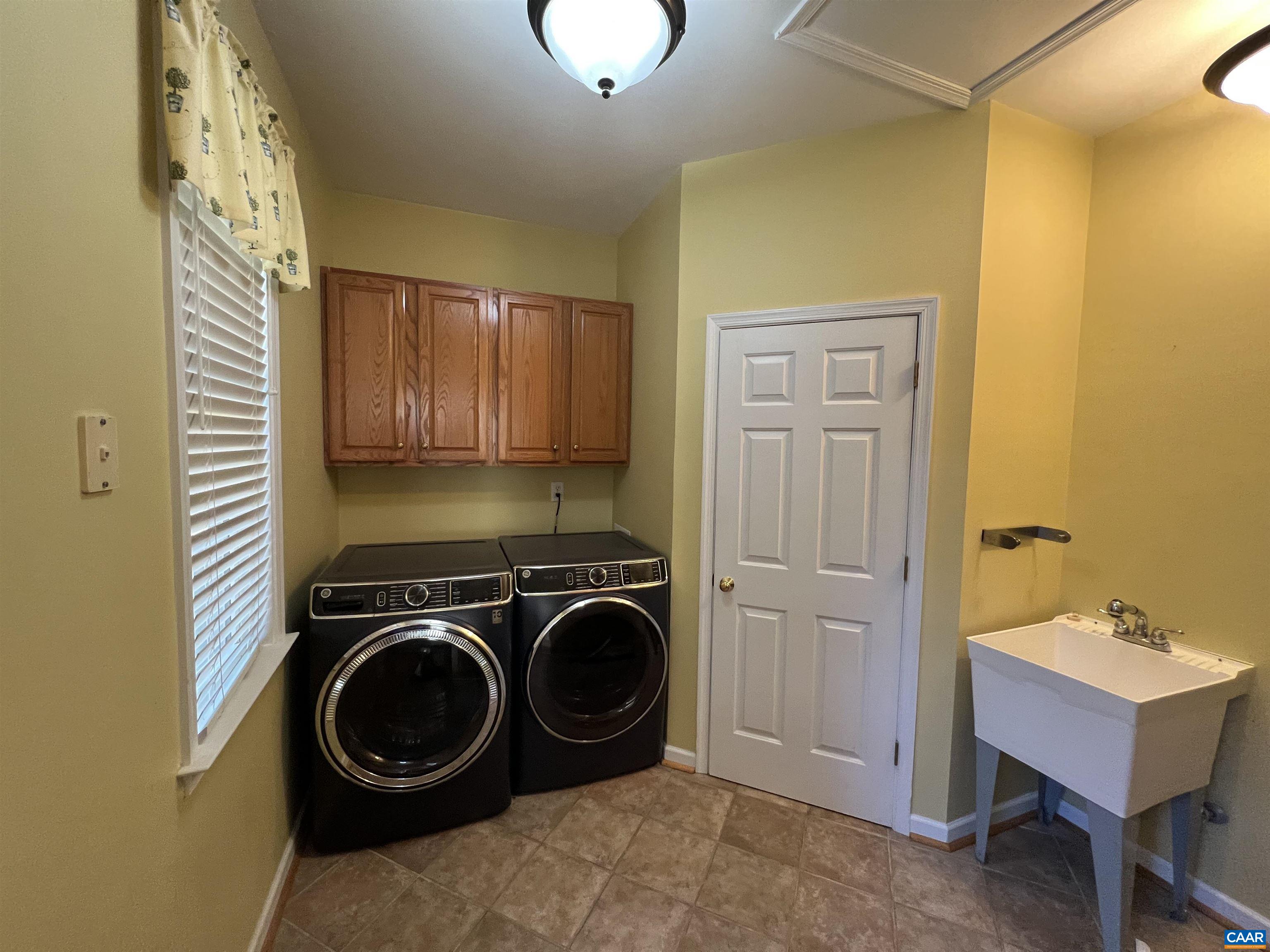 1310 RIVER CHASE LN