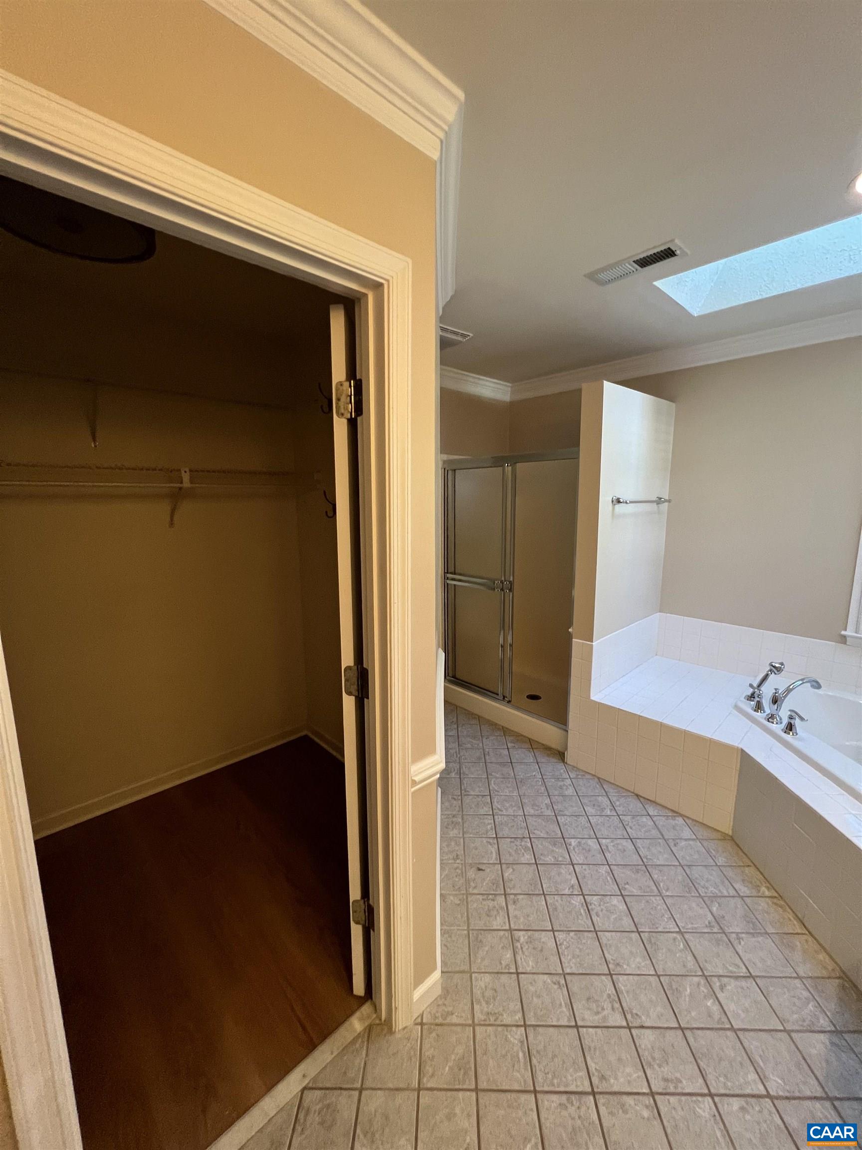1310 RIVER CHASE LN