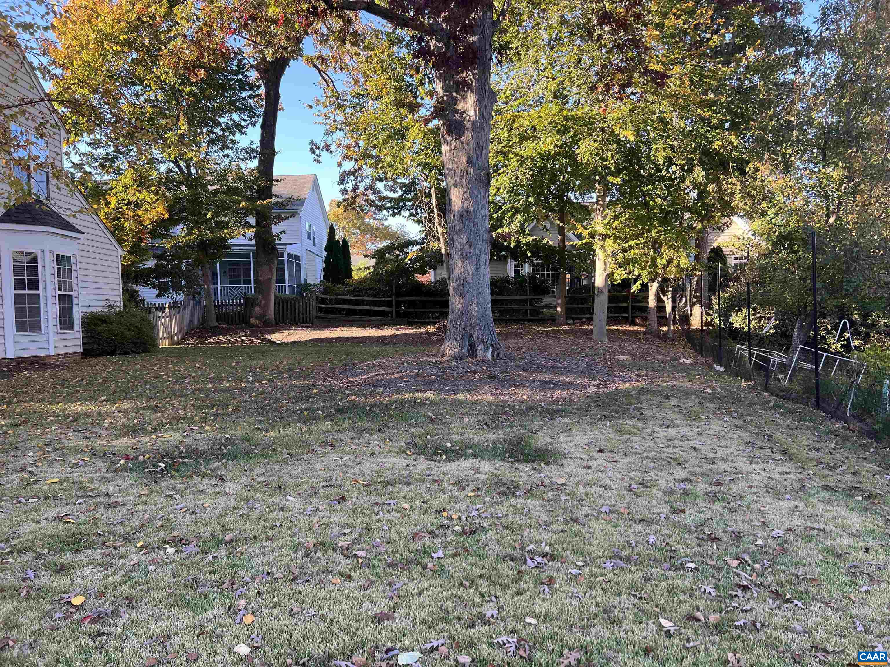 1310 RIVER CHASE LN