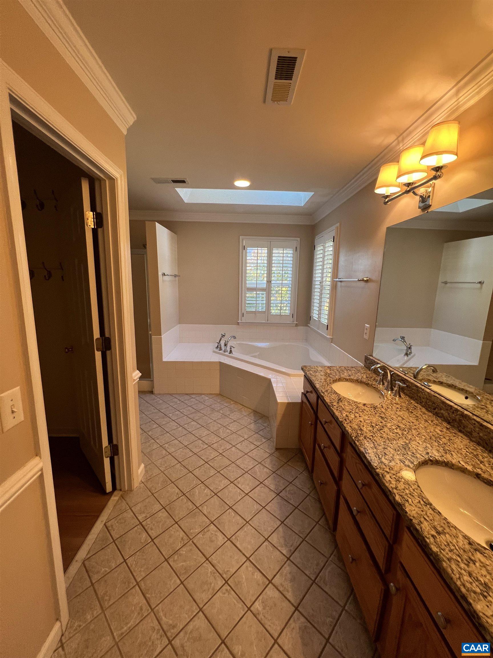 1310 RIVER CHASE LN