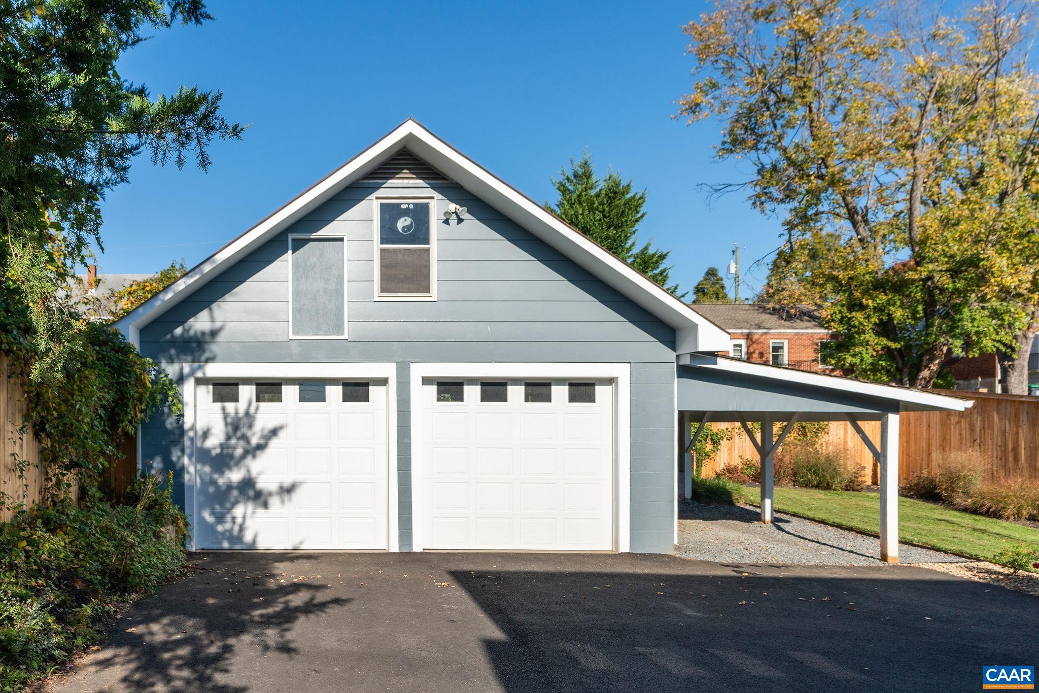 1025 SAINT CLAIR AVE