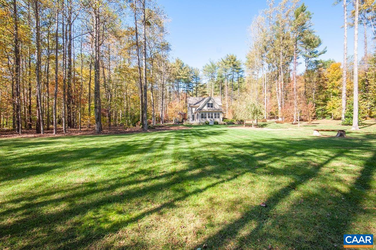 36 DEER RUN
