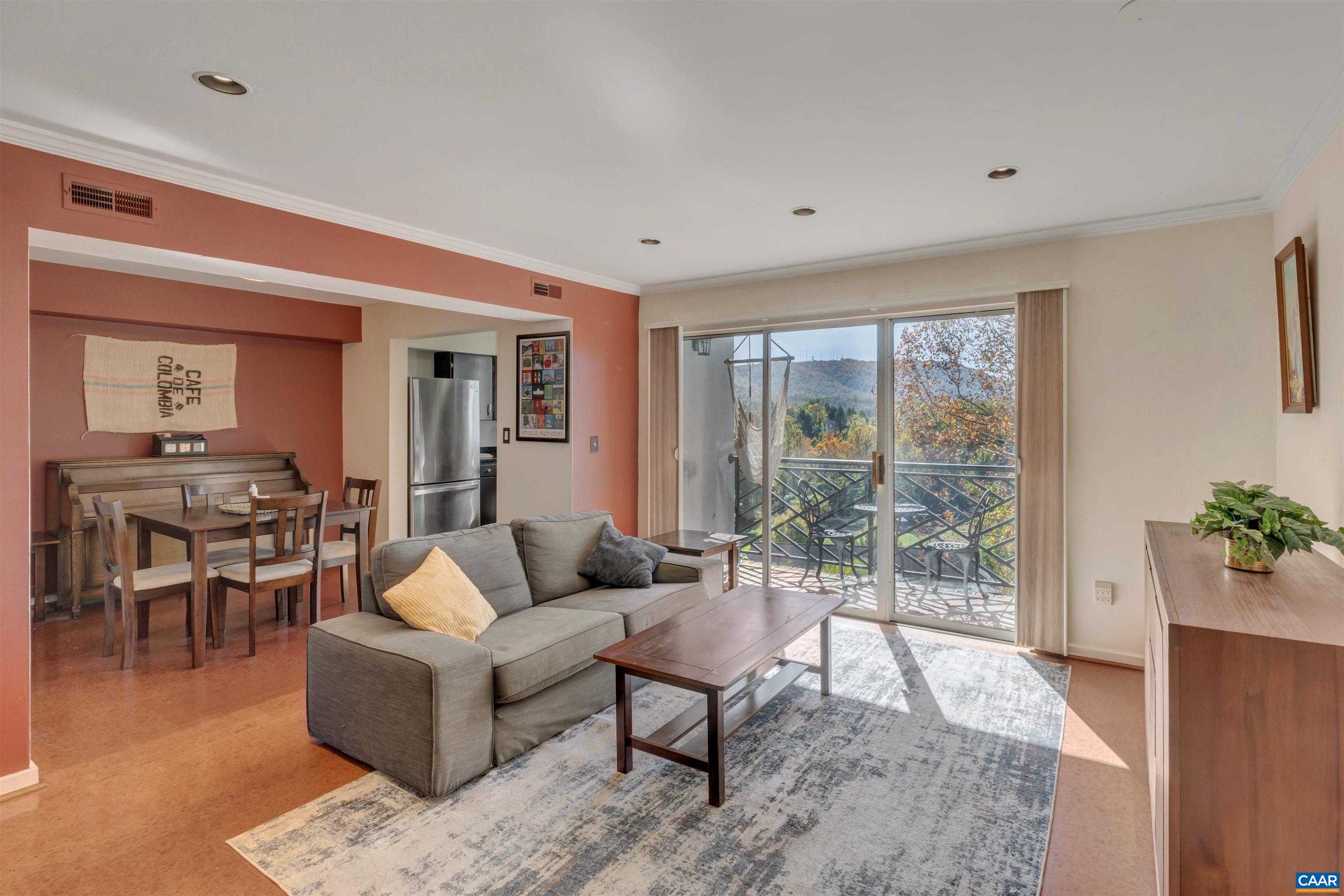 1604 MONTICELLO AVE Unit: F