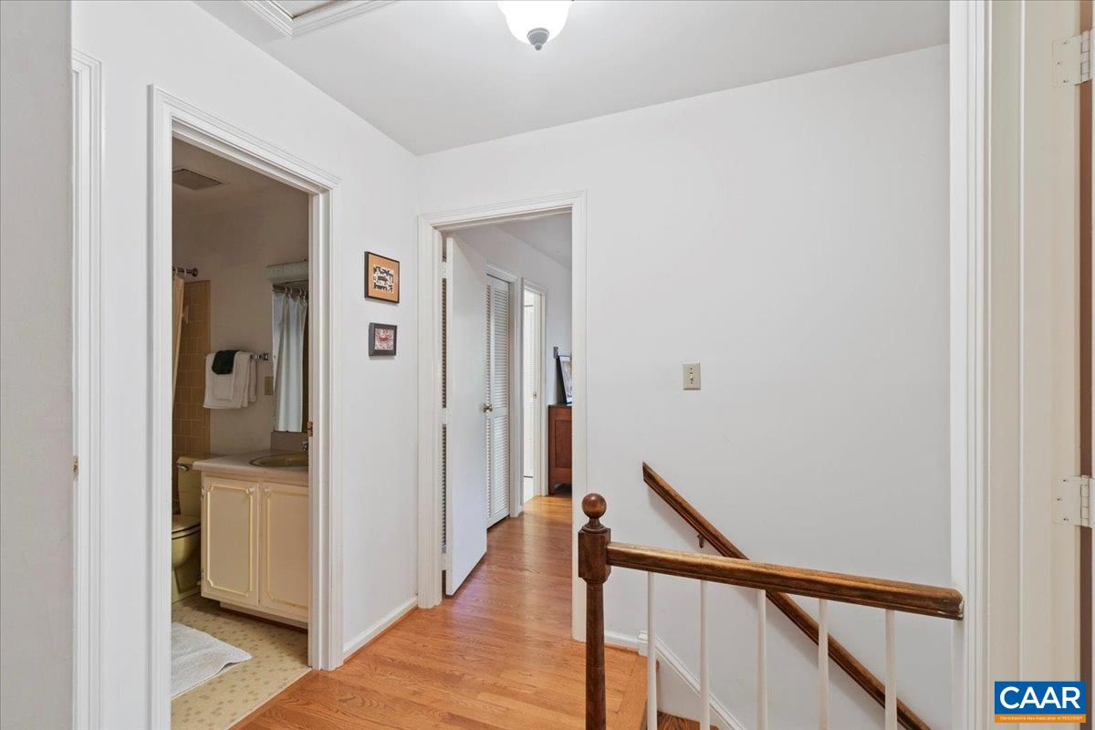 103 VICAR CT