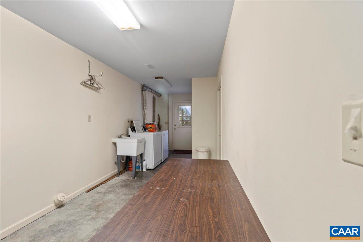 103 VICAR CT