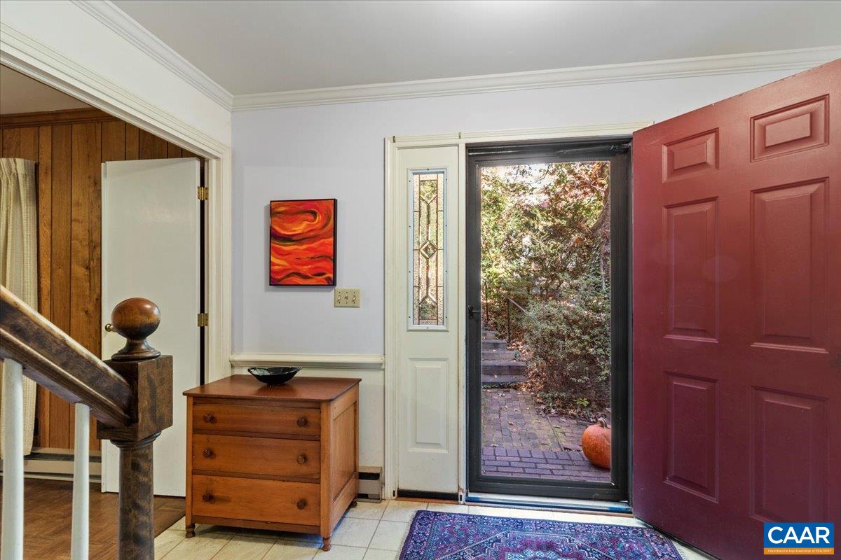 103 VICAR CT