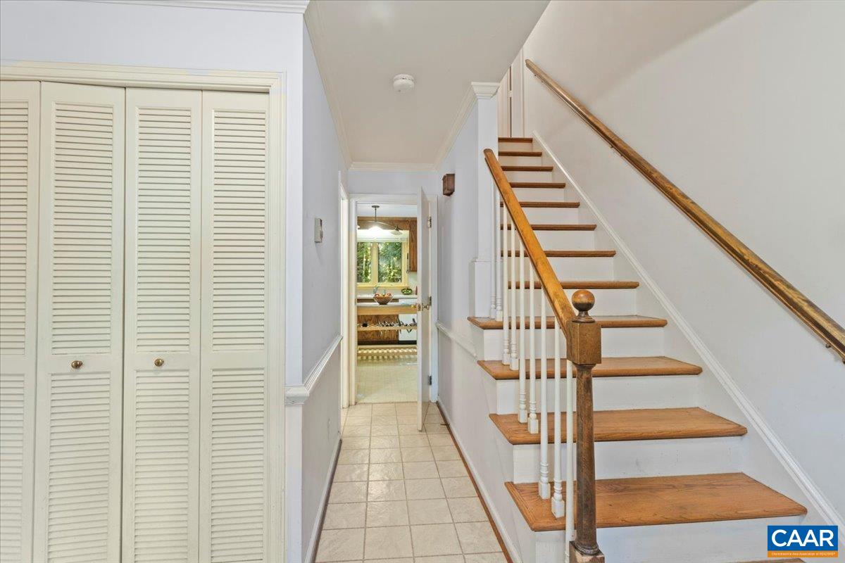 103 VICAR CT