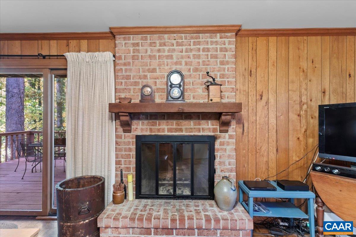 103 VICAR CT