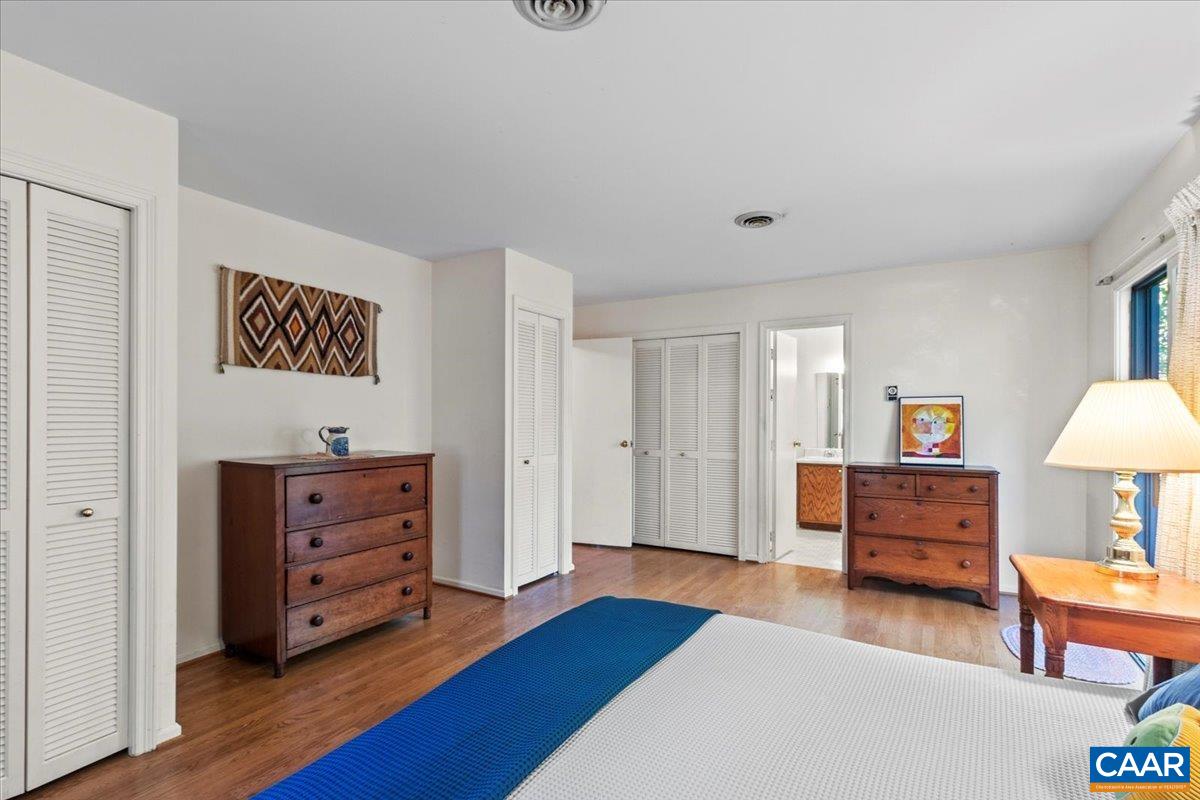 103 VICAR CT