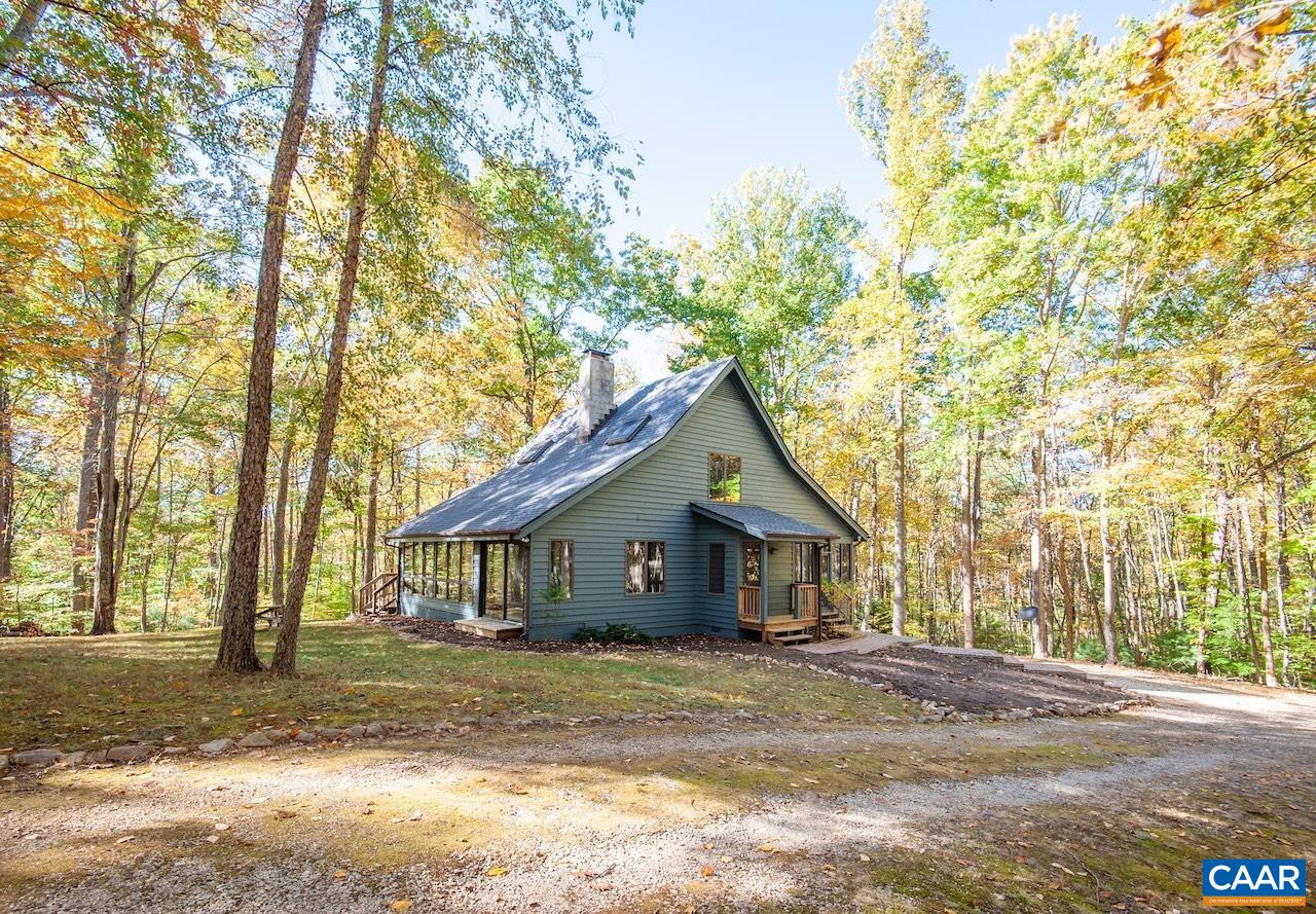 901 PIGEON HILL RD