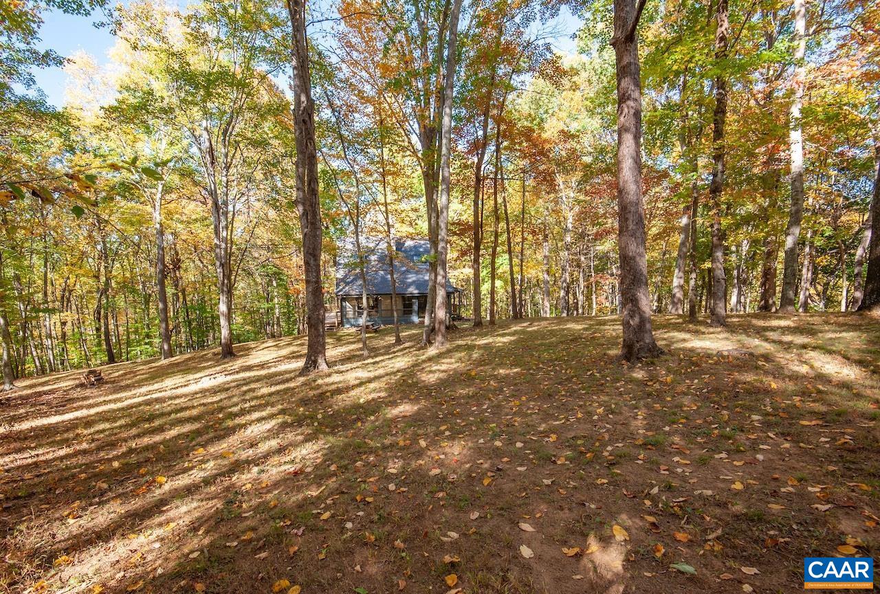 901 PIGEON HILL RD