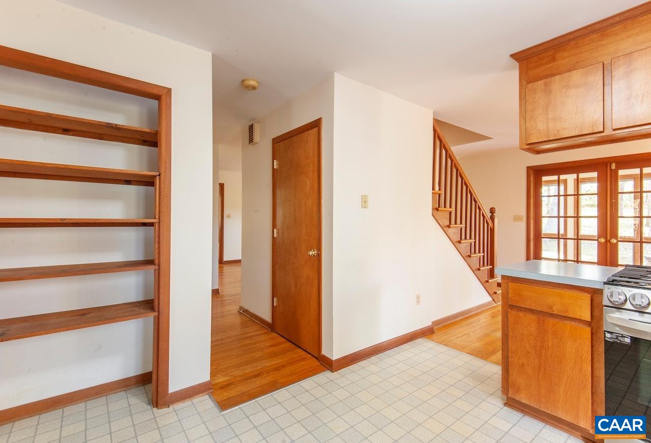 901 PIGEON HILL RD