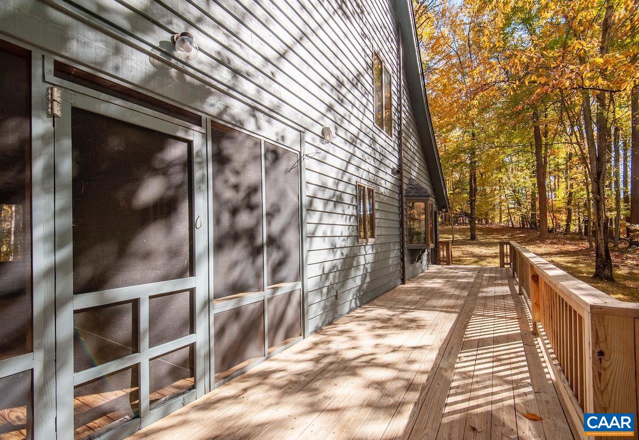 901 PIGEON HILL RD