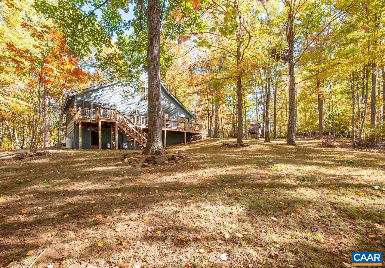 901 PIGEON HILL RD