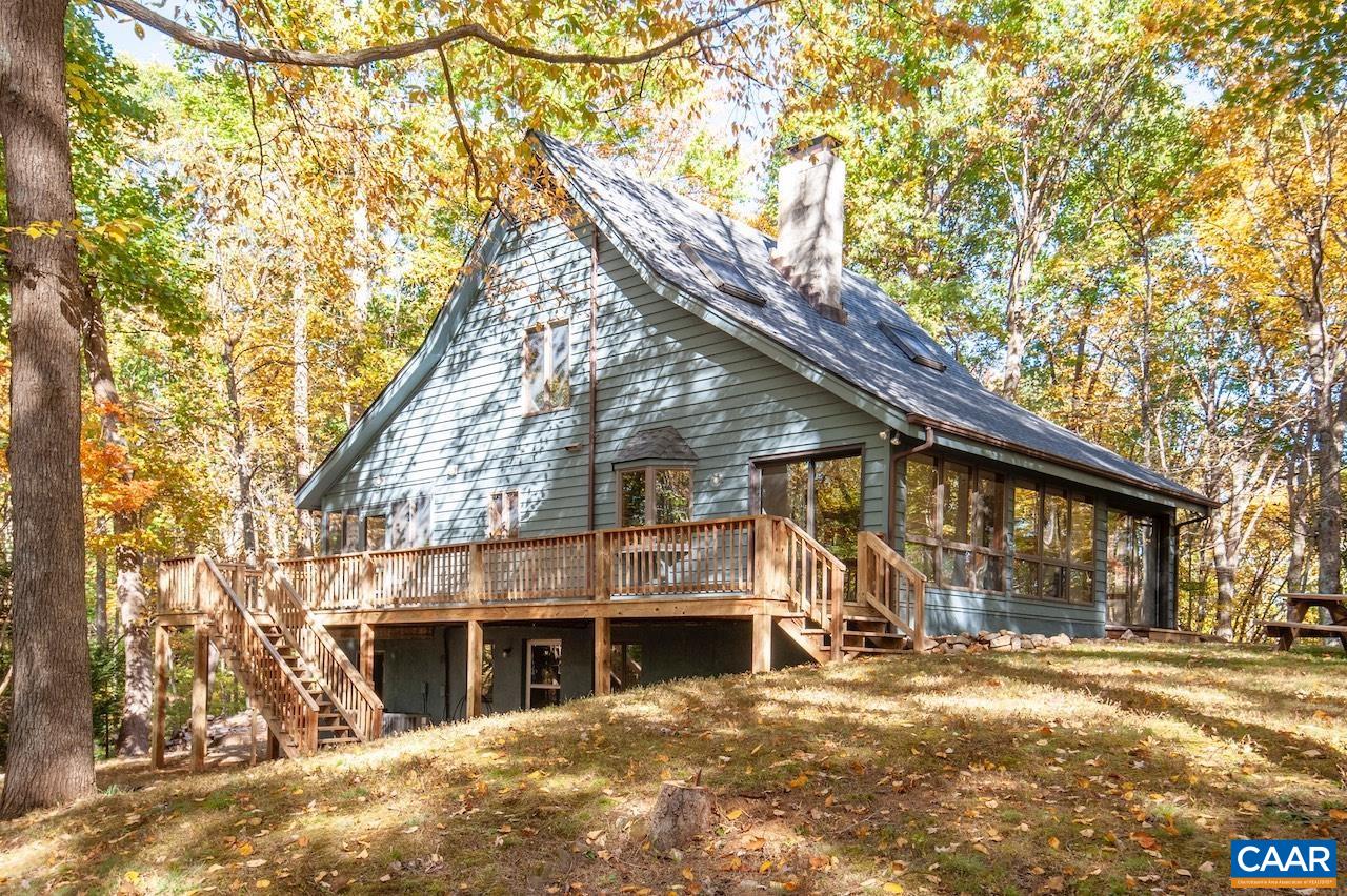 901 PIGEON HILL RD