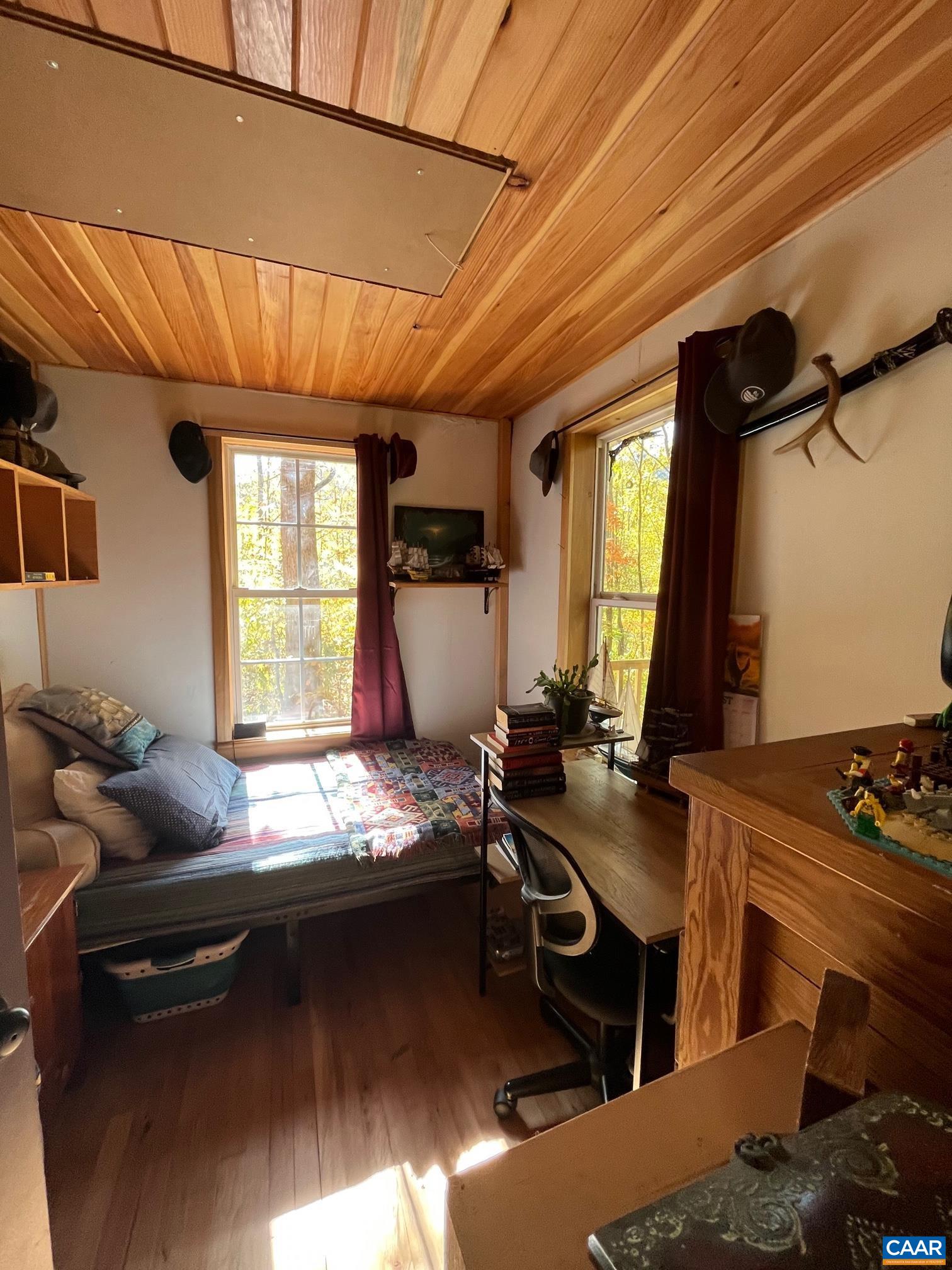 9360 CRABTREE FALLS HWY