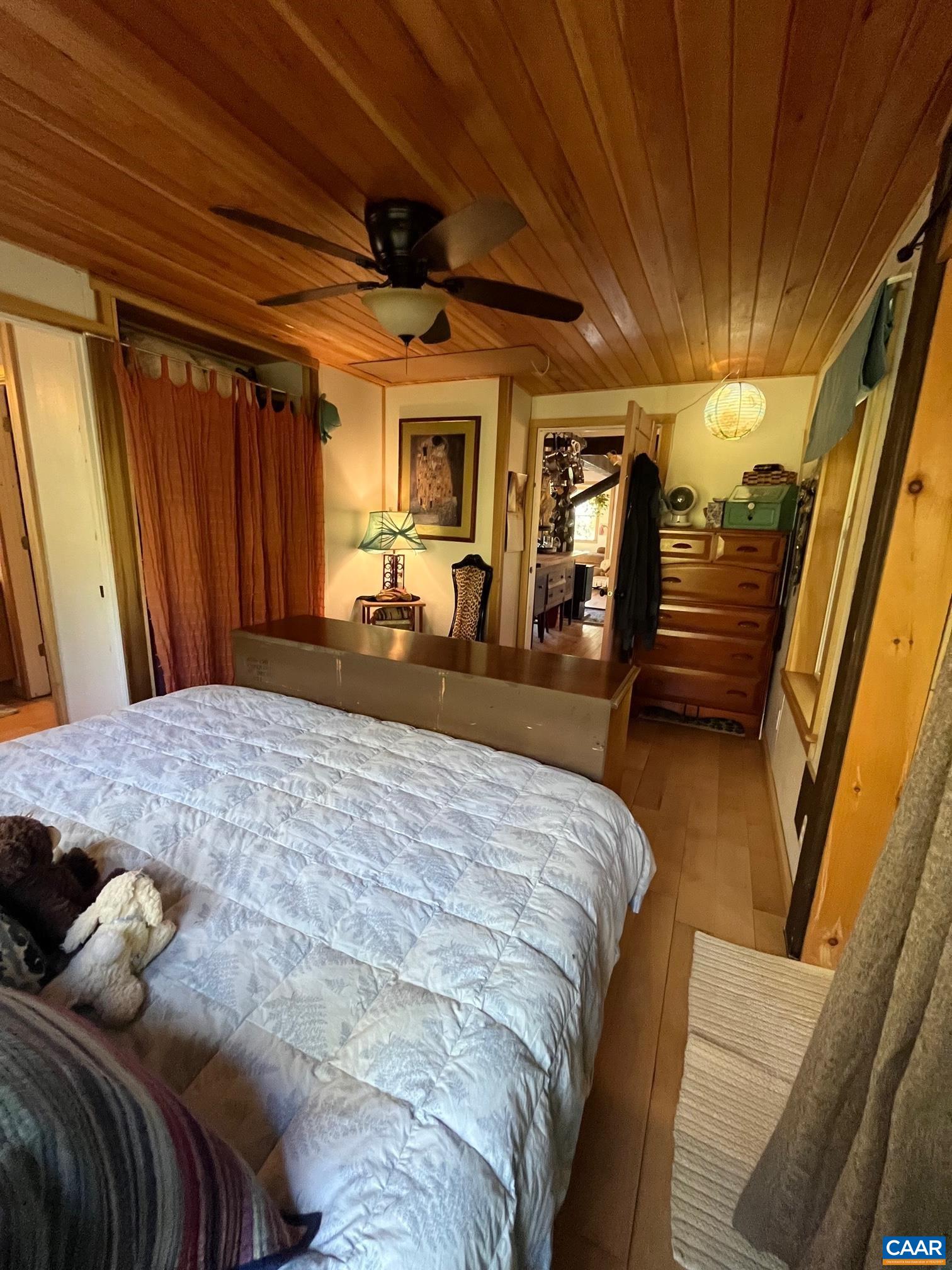 9360 CRABTREE FALLS HWY