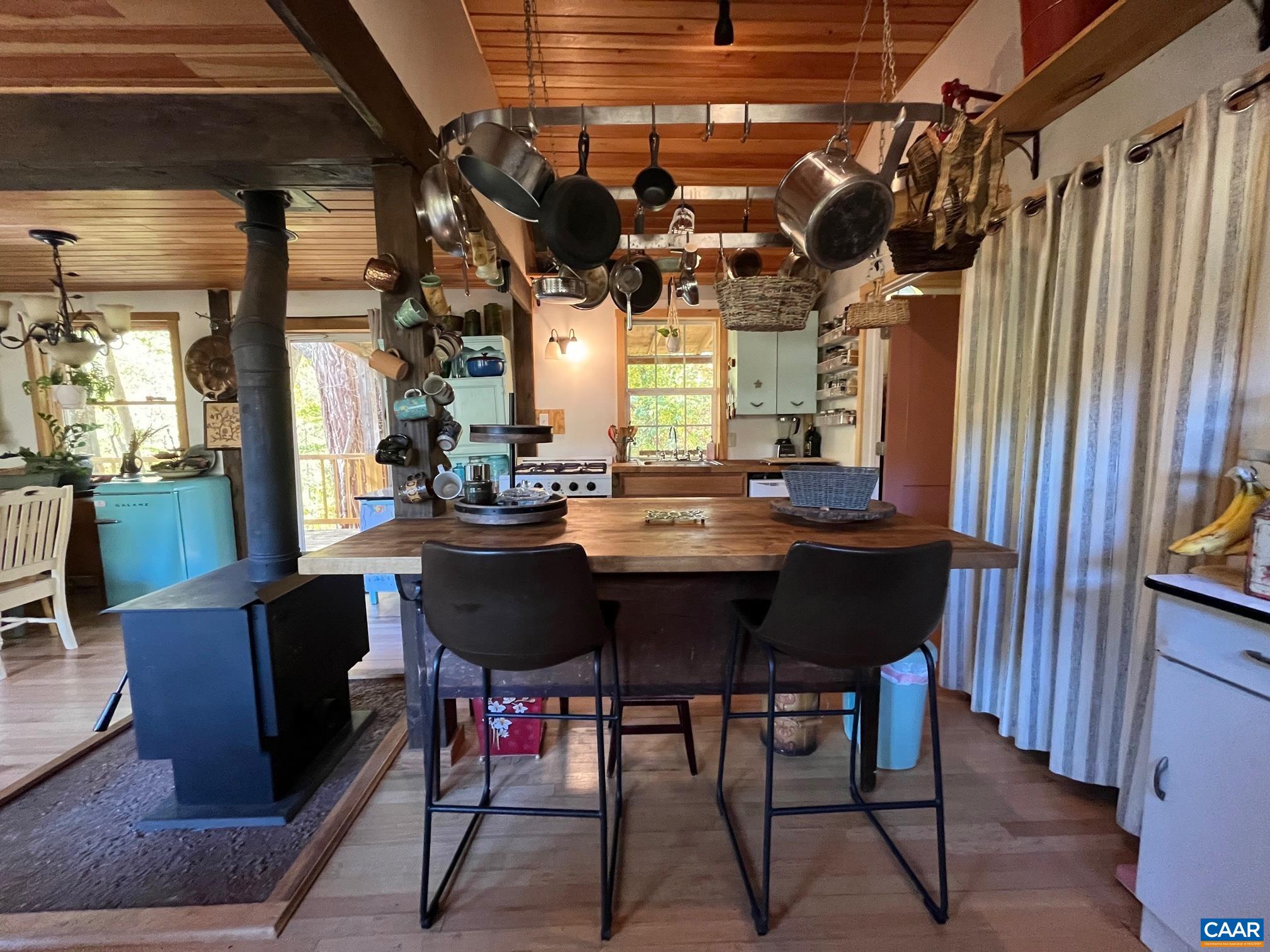 9360 CRABTREE FALLS HWY