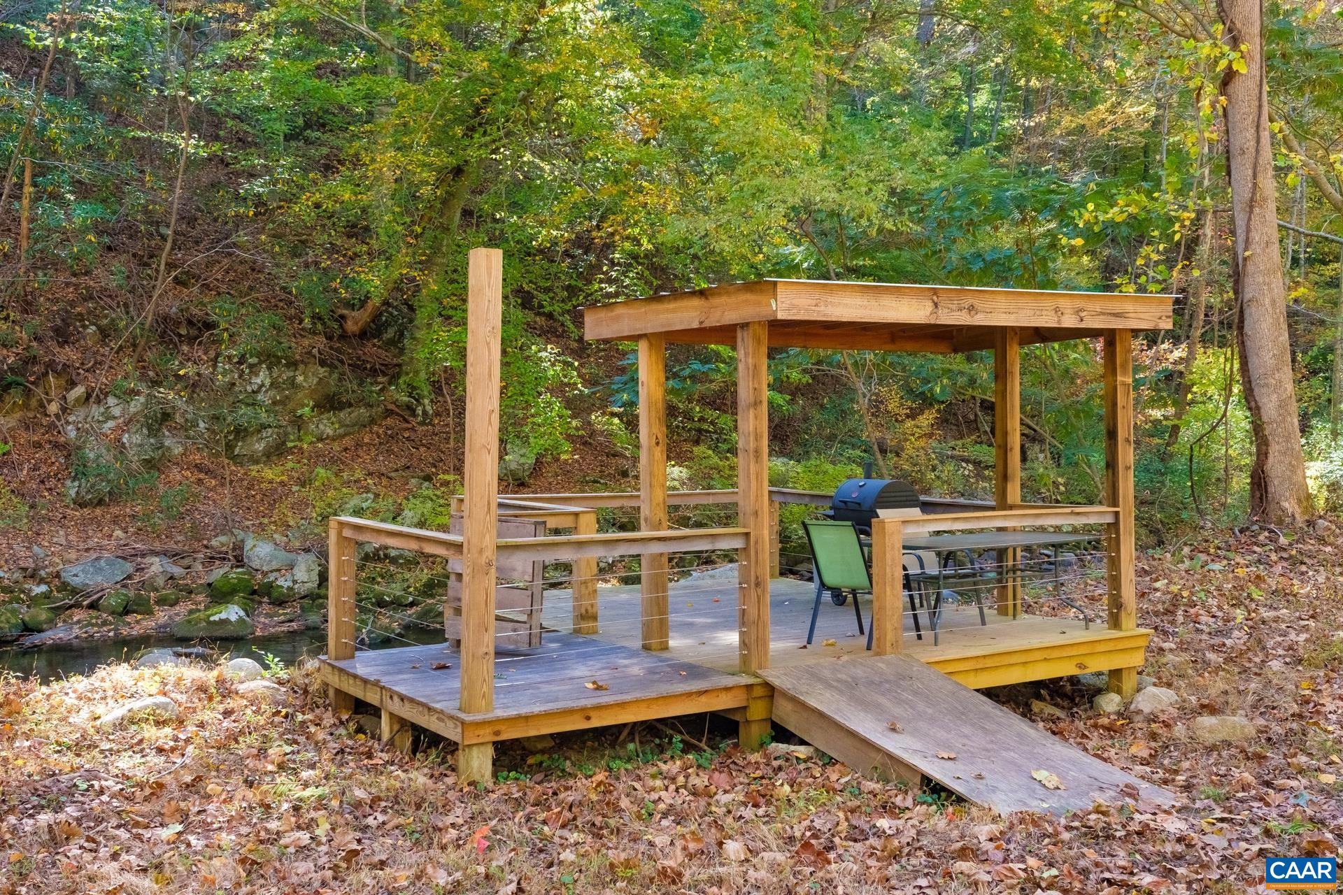 9360 CRABTREE FALLS HWY