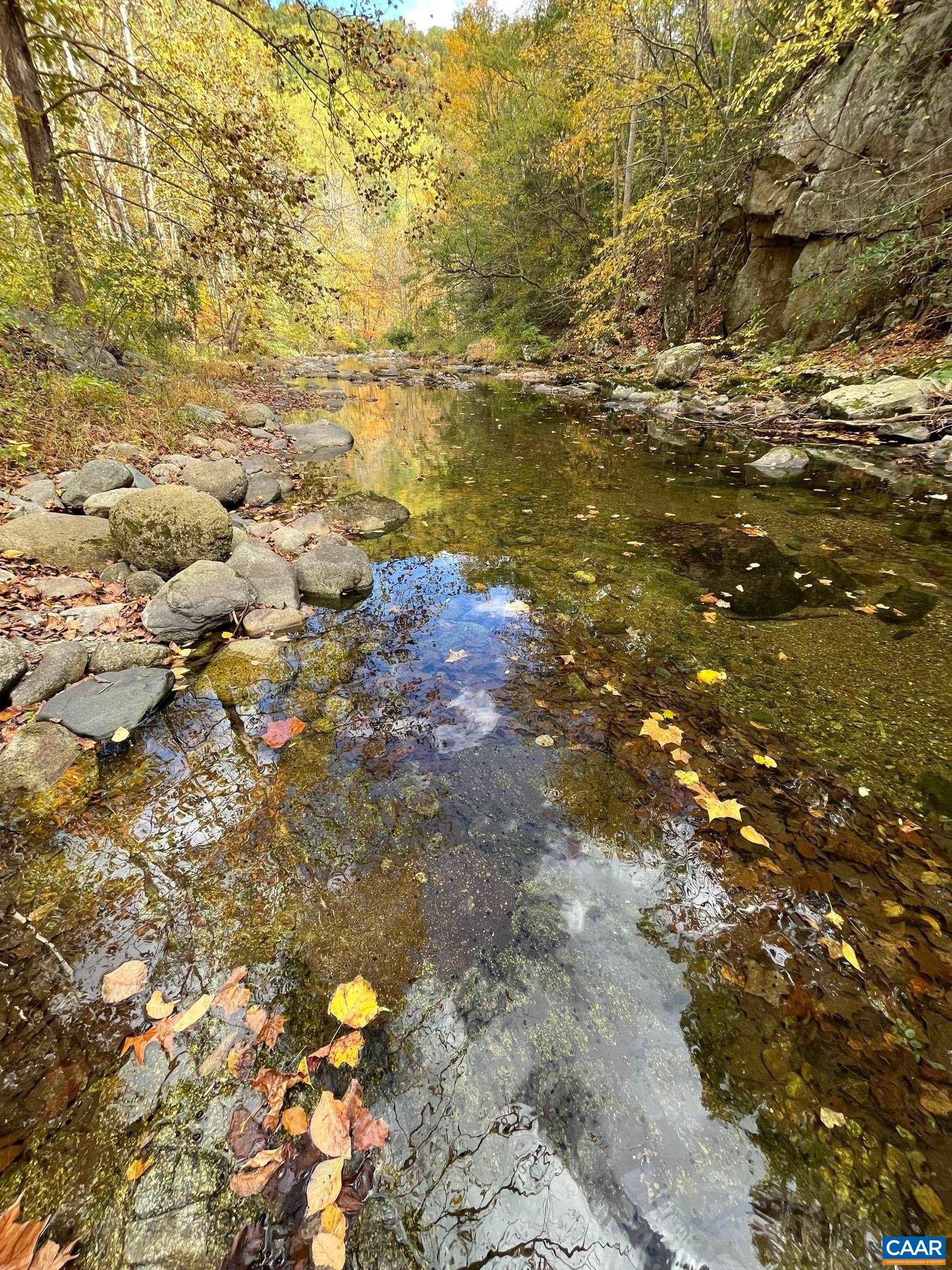 9360 CRABTREE FALLS HWY