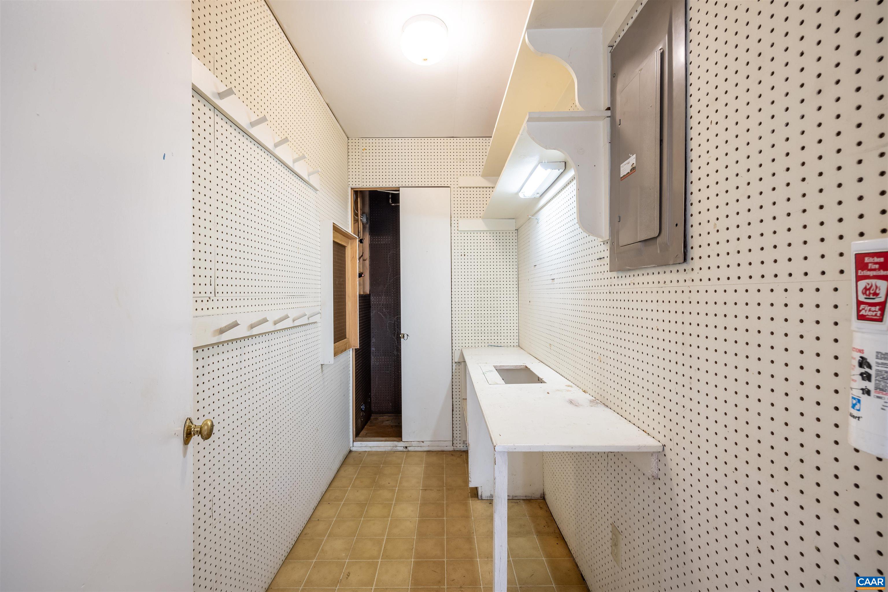 1655 RAVENS PL