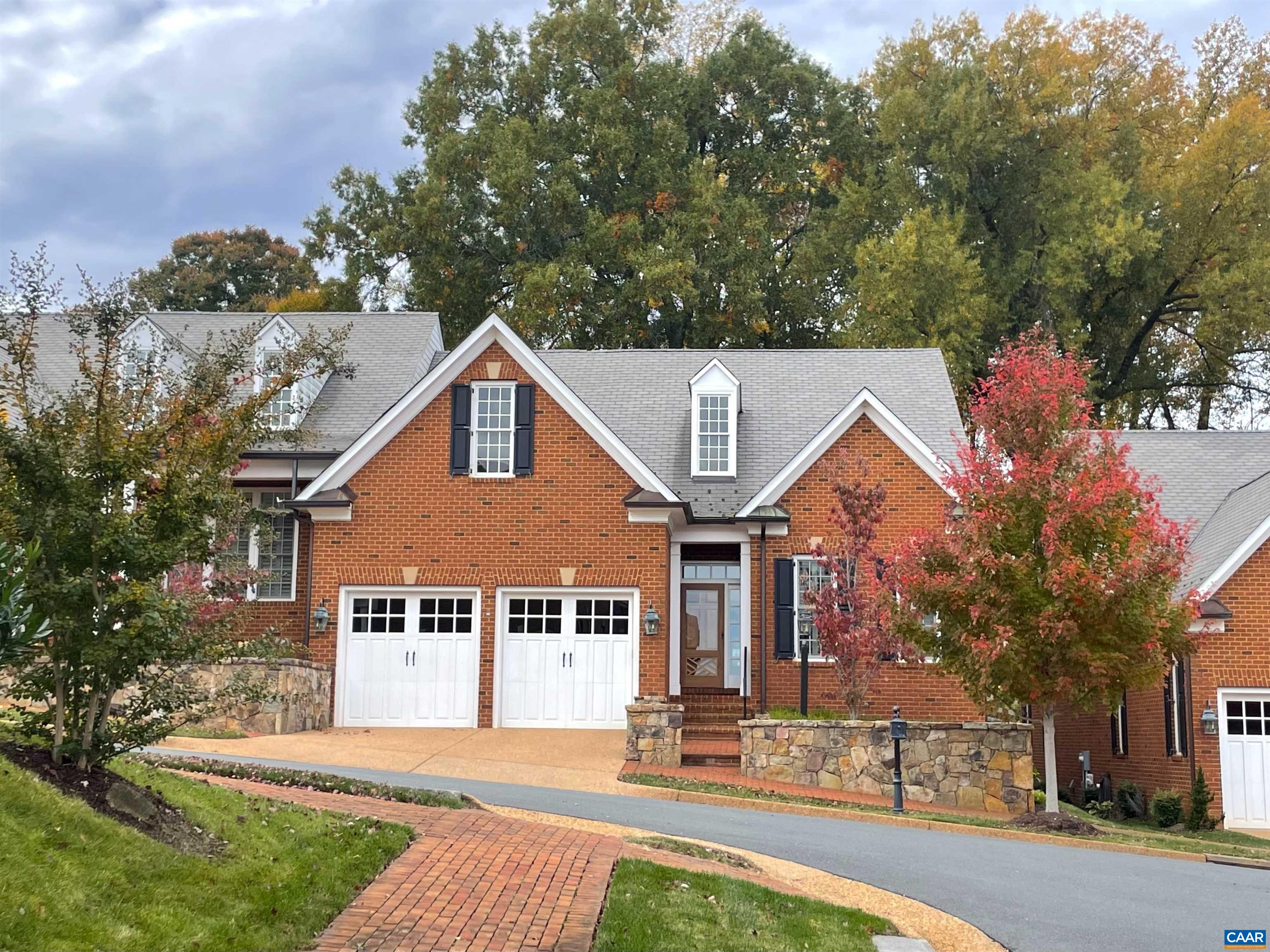937 MARSH LN
